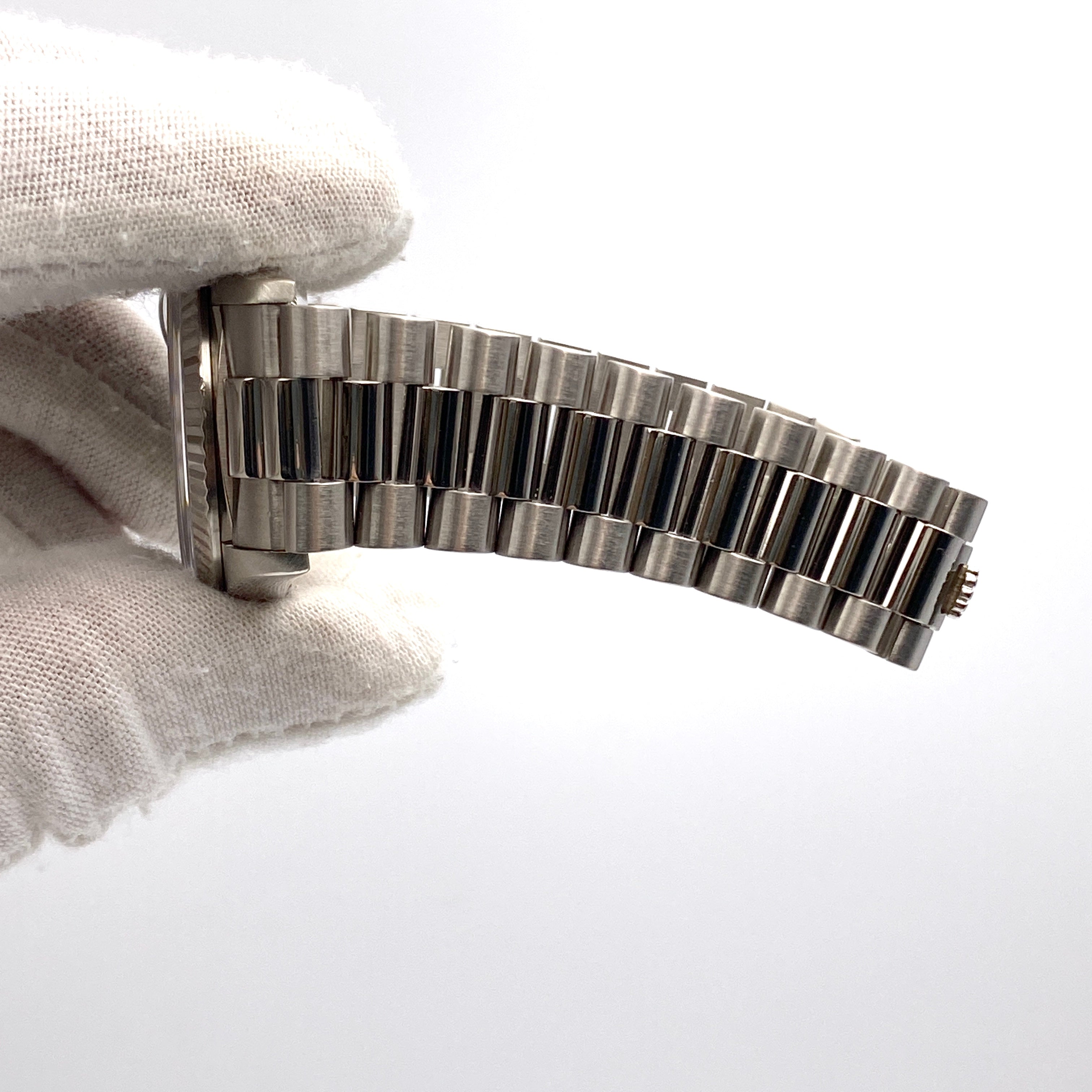 ROLEX_(ロレックス)_メンズ デイデイト _18239A _ブラックシェル10Pダイヤ _ホワイトゴールド_中古品
