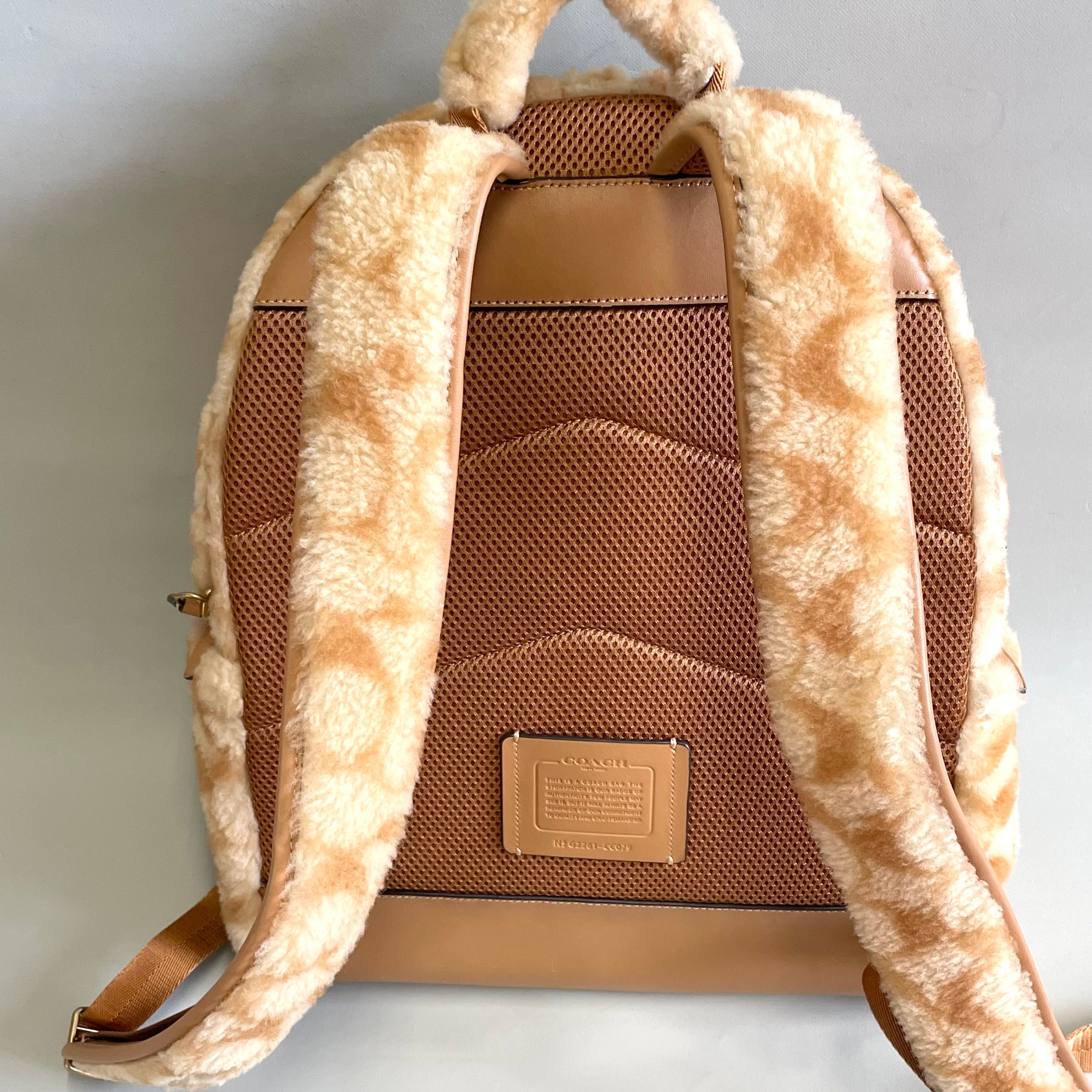 COACH_(コーチ)CC079_チャーター バックパック・_シグネチャー シアリング_中古品