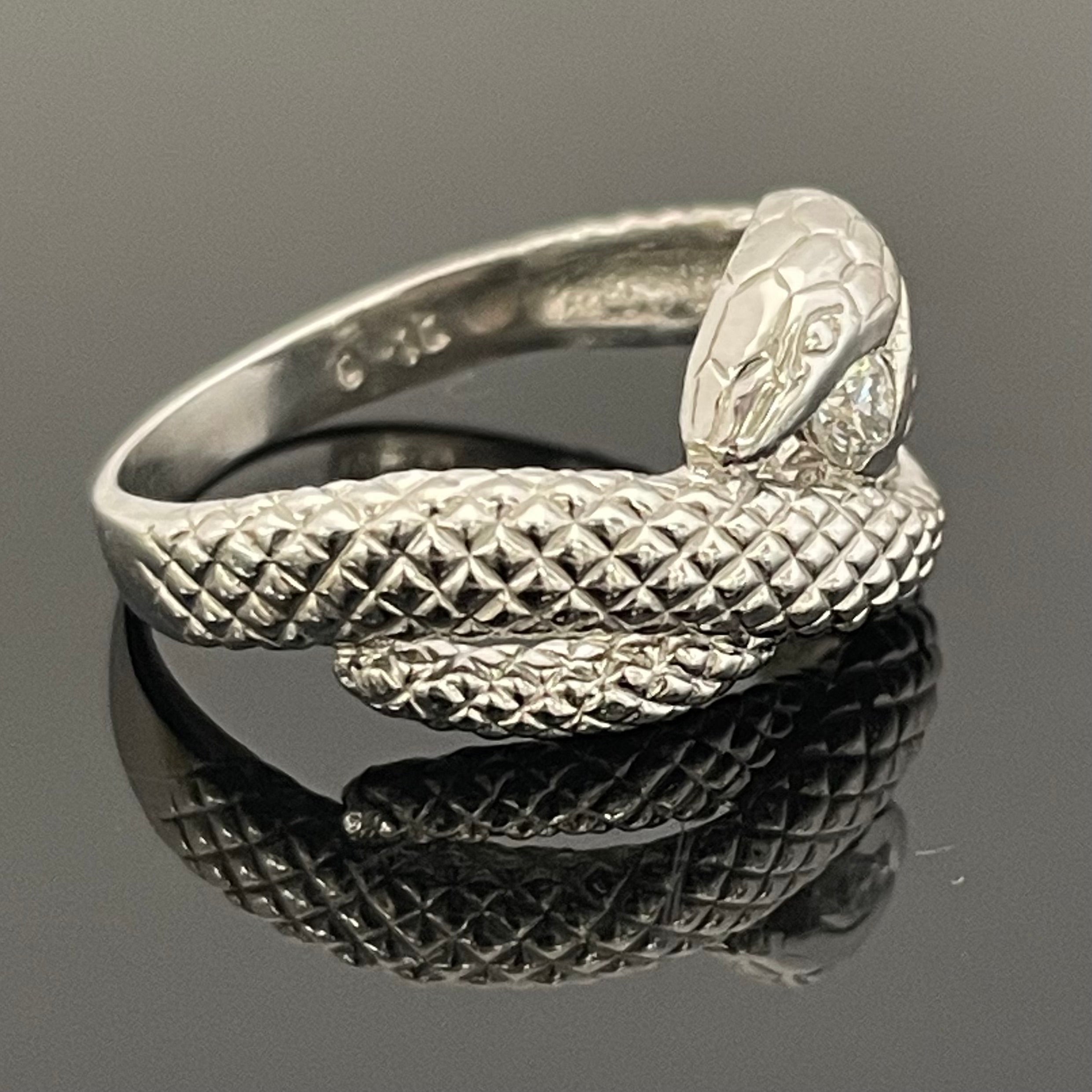 ノンブランド _Pt900ファッションリング_蛇モチーフ_6.7g/D0.1ct/#12号_ 中古品