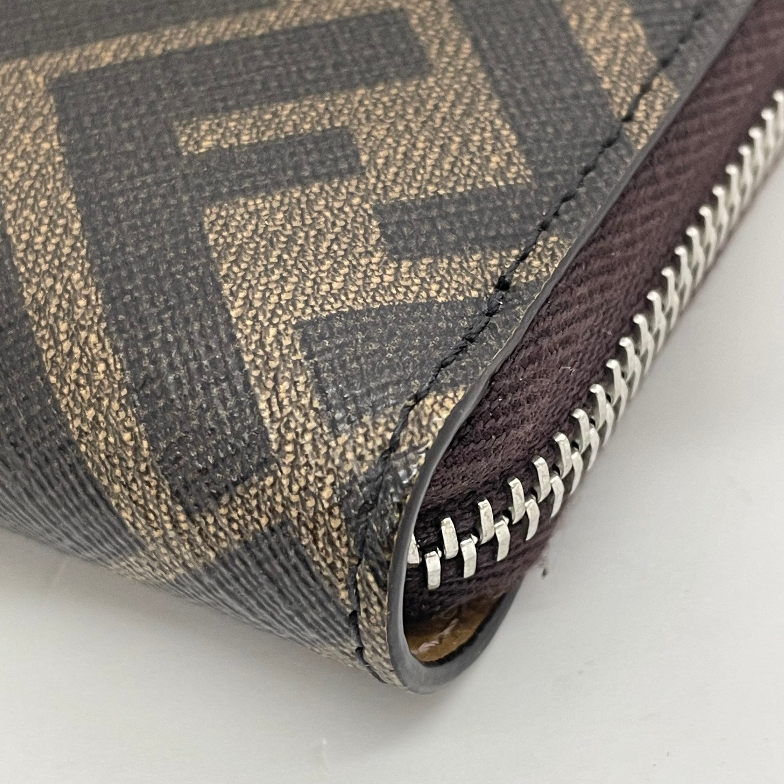 FENDI_(フェンディ)_ジップアラウンド長財布_ 7M0210 AJF8 _中古品