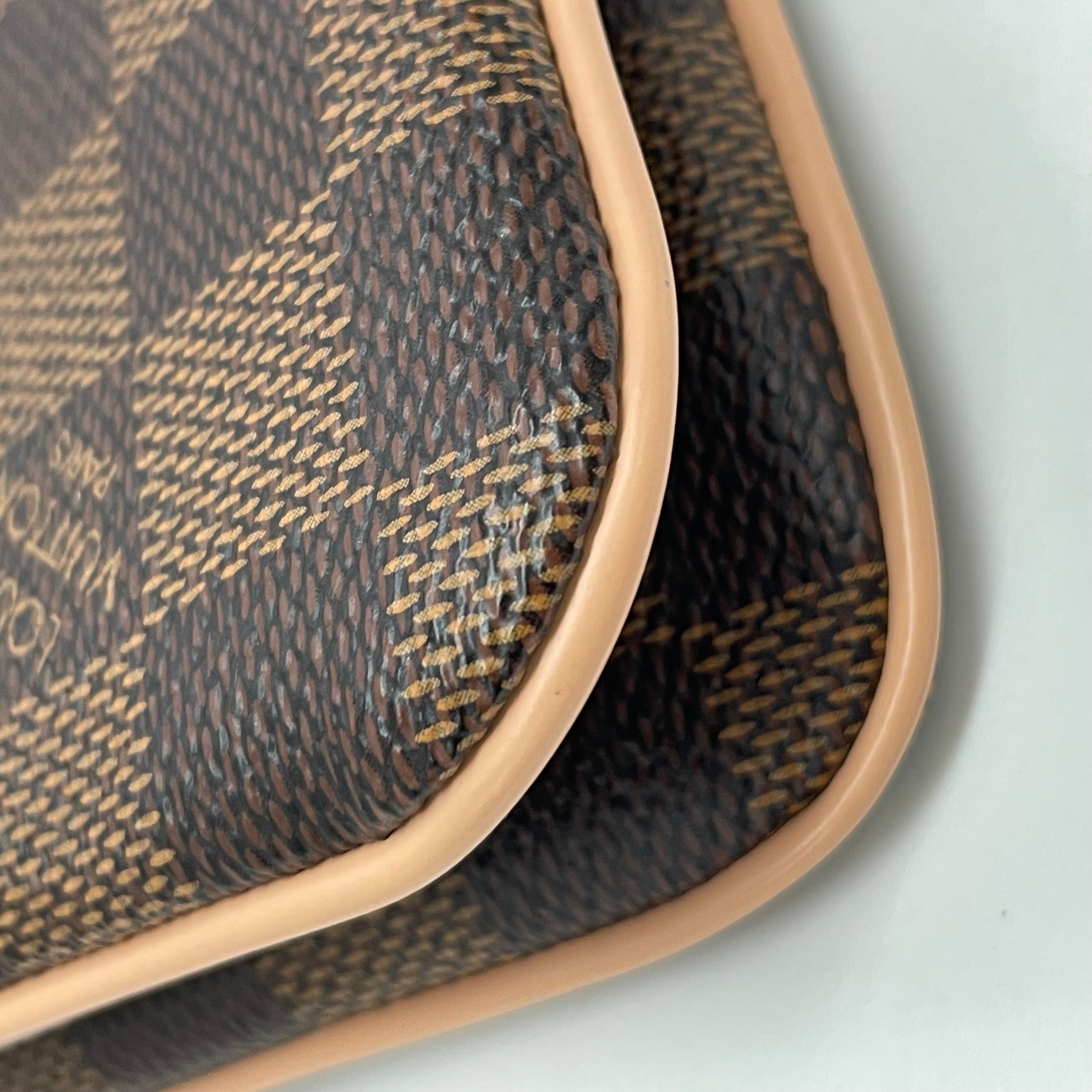 LOUIS VUITTON _(ルイヴィトン)_ダミエ エベヌ_ポシェット ドゥーブルジップ_N60254 _中古品