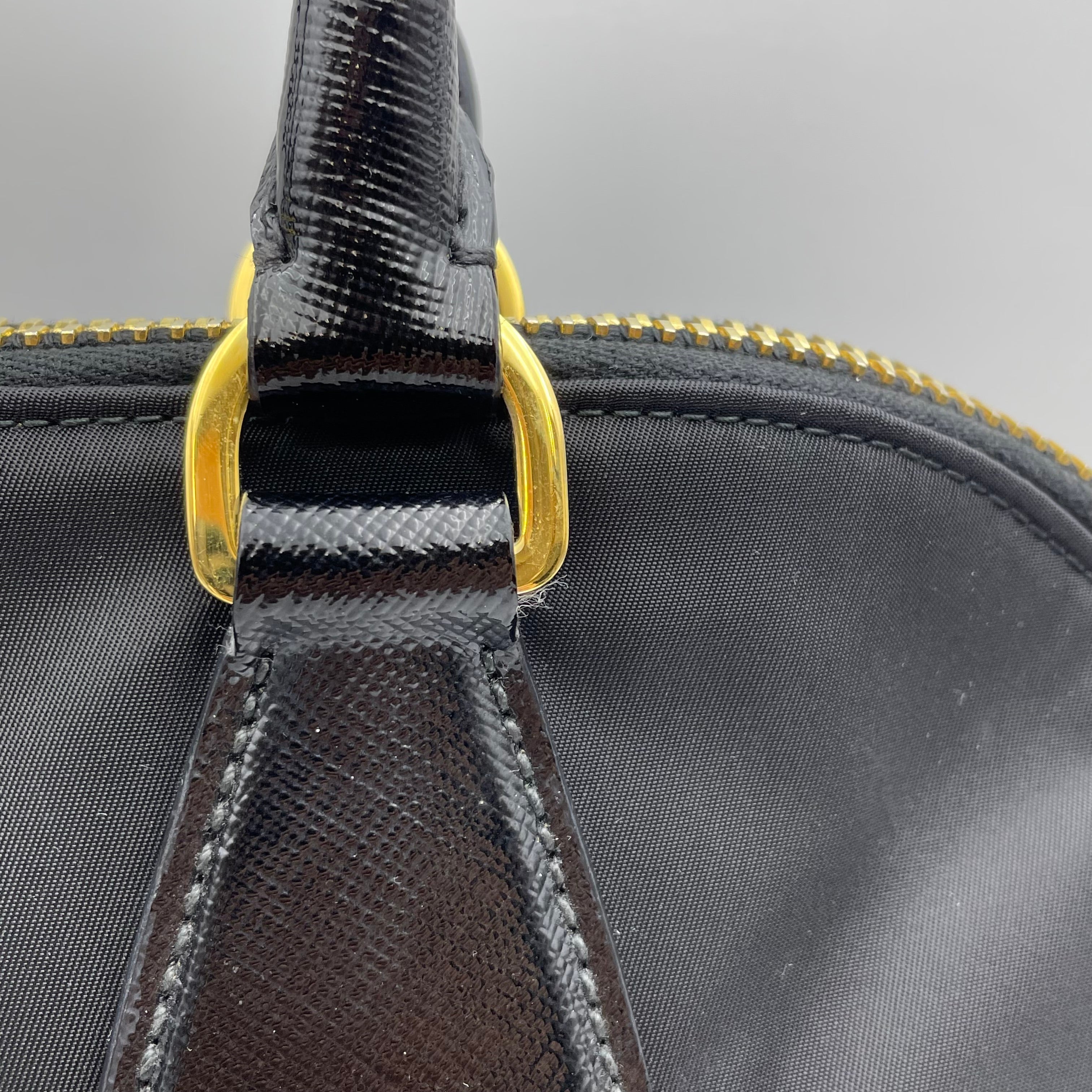 PRADA_(プラダ)_ナイロンxサフィアーノレザー_ハンドバッグ_ BL847B(黒)_中古品