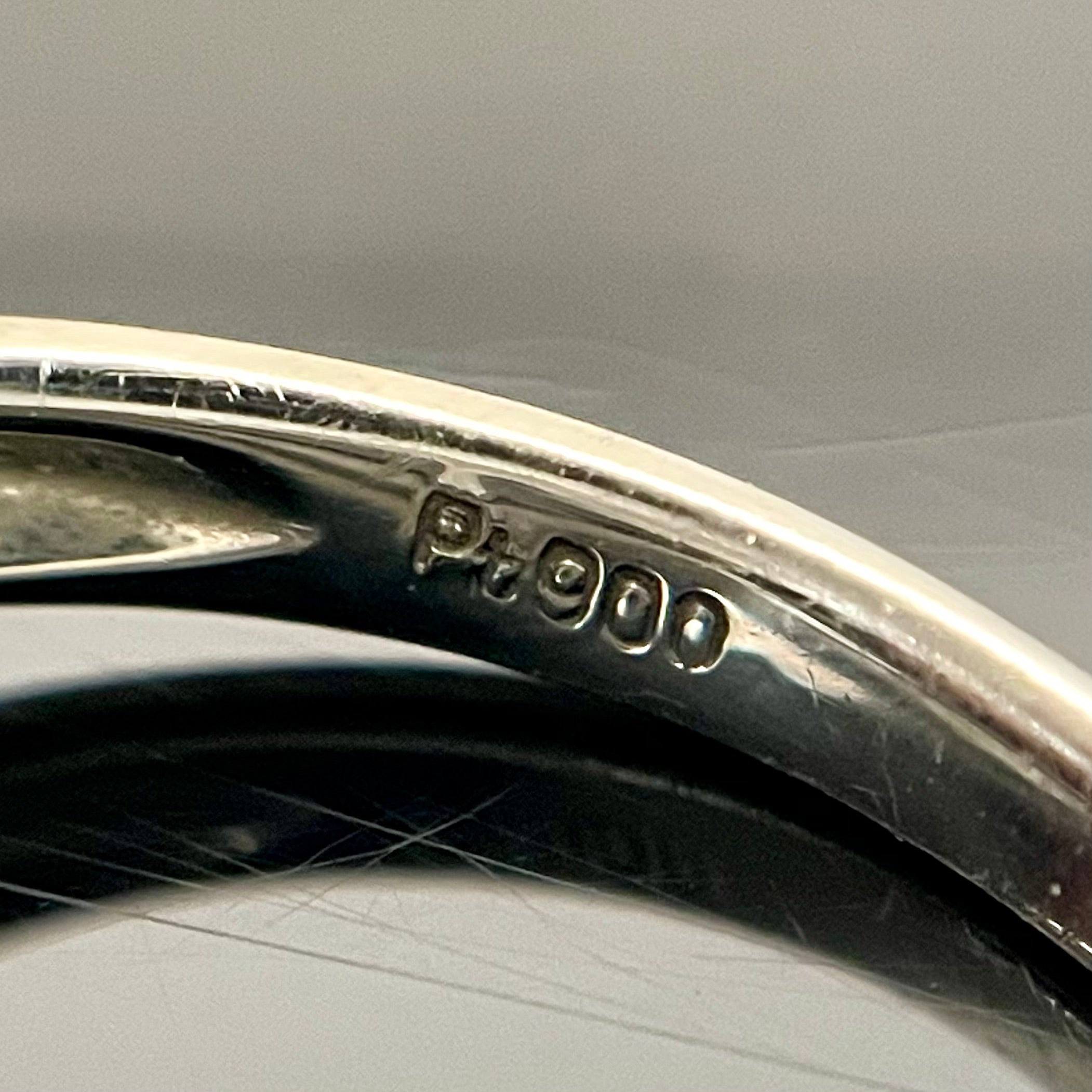 ノンブランド _Pt900ダイヤモンドリング_FD1.06ct/4.3g/#11号号 _中古品