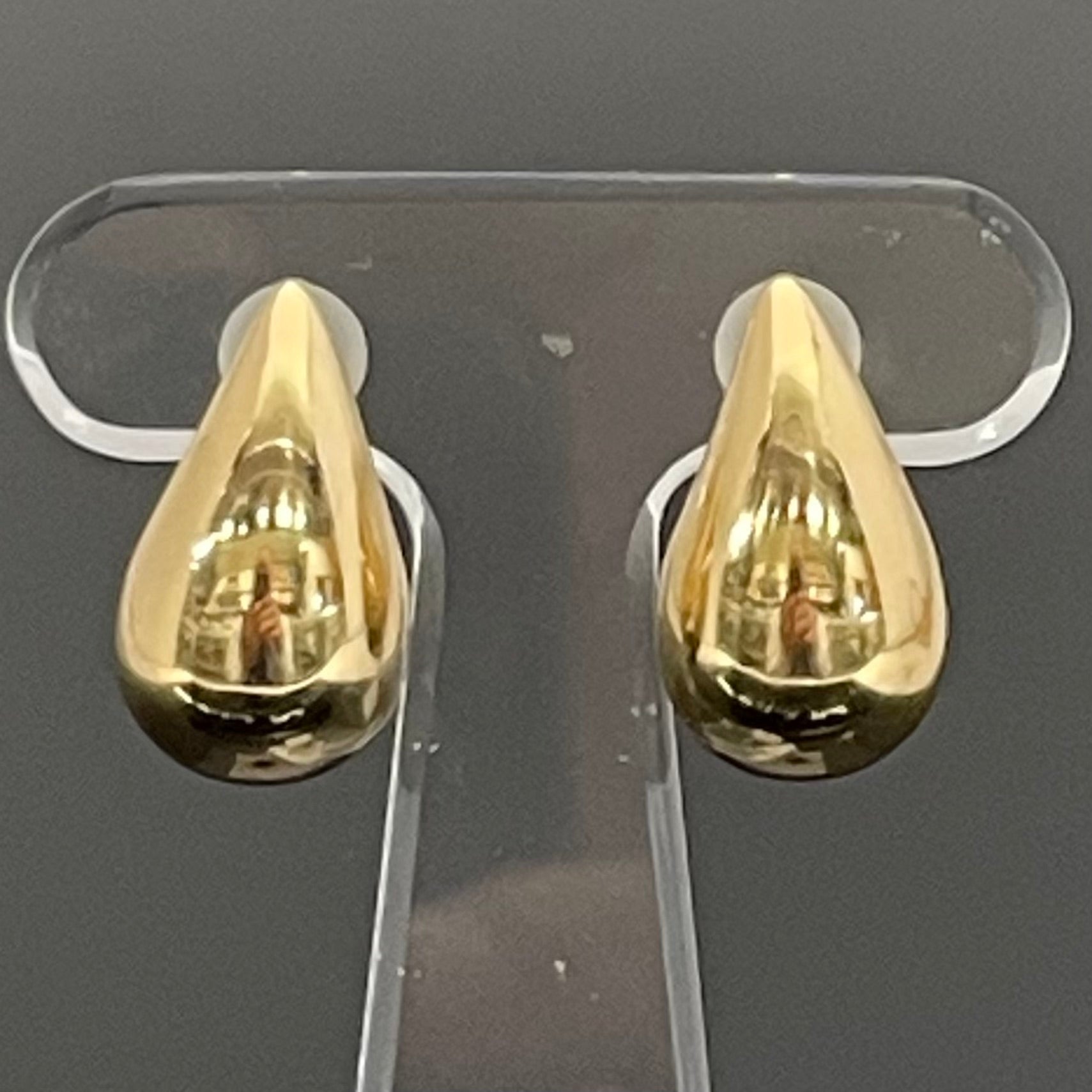 ノンブランド _ティアドロップピアス _750(K18)/4.5g _中古品