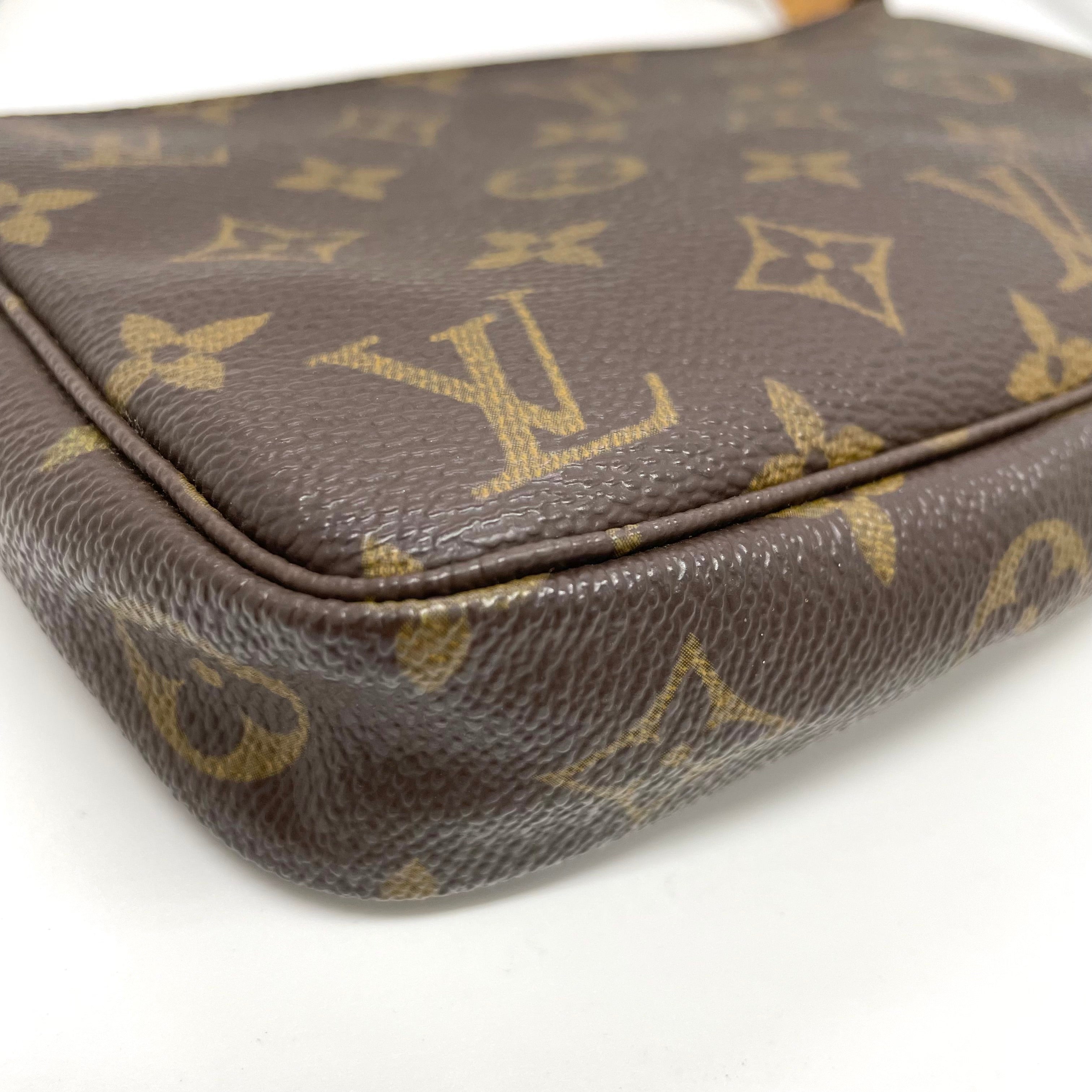 LOUIS VUITTON_(ルイ ヴィトン)_モノグラム _ポシェットアクセソワール_ M51980_ 中古品