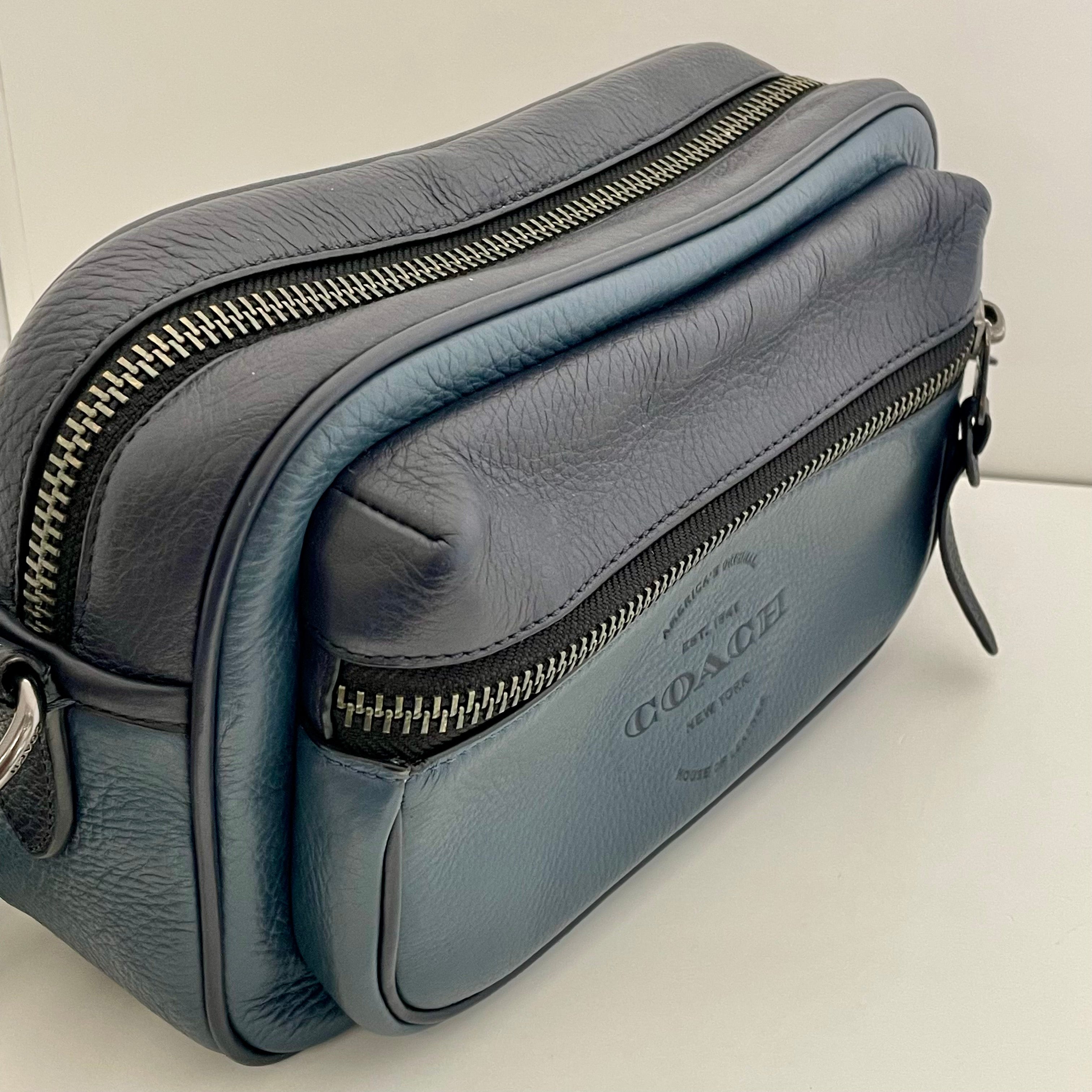 【送料無料】_ COACH_(コーチ)_レザー ショルダー _スモール カメラバッグ _C6584 _中古品
