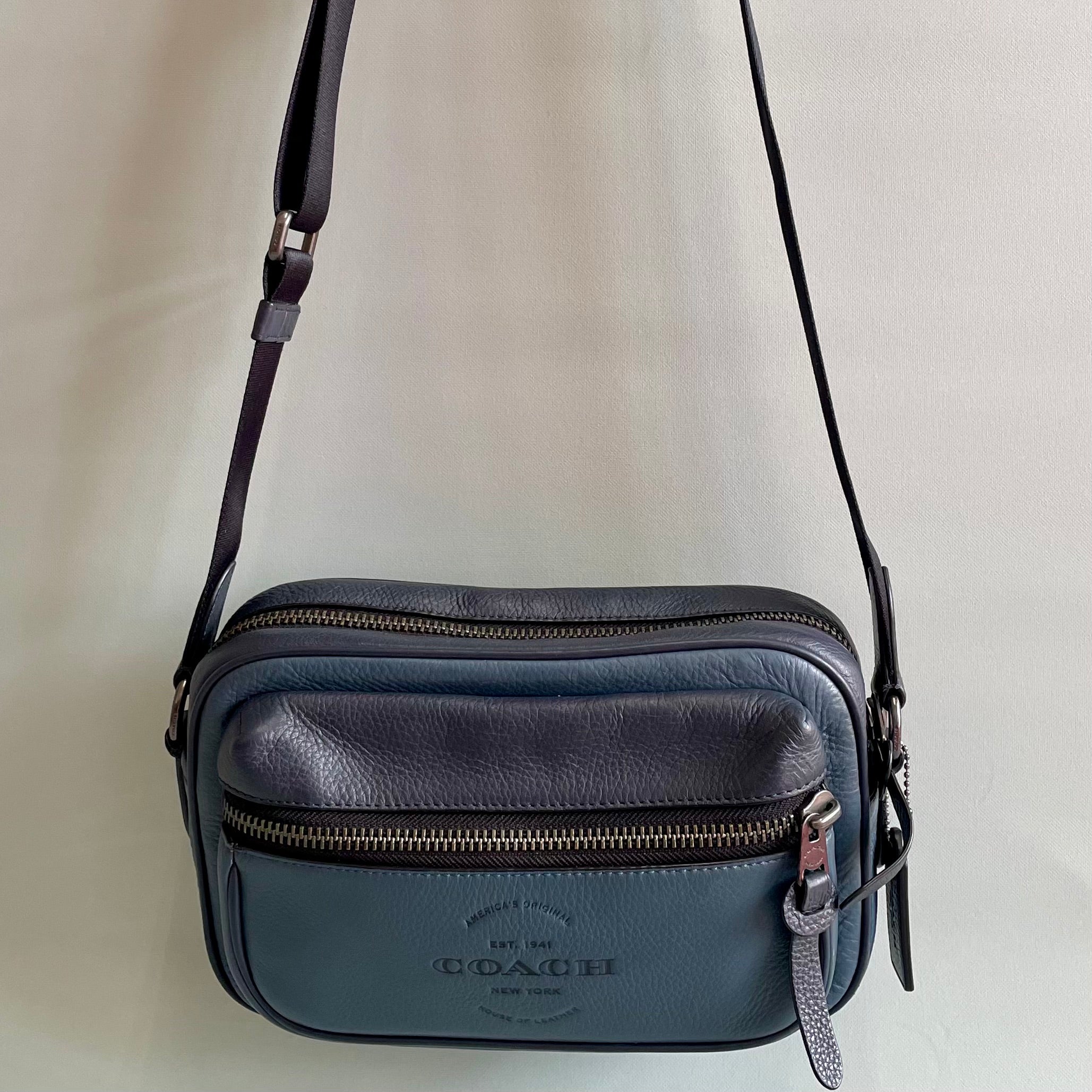 【送料無料】_ COACH_(コーチ)_レザー ショルダー _スモール カメラバッグ _C6584 _中古品