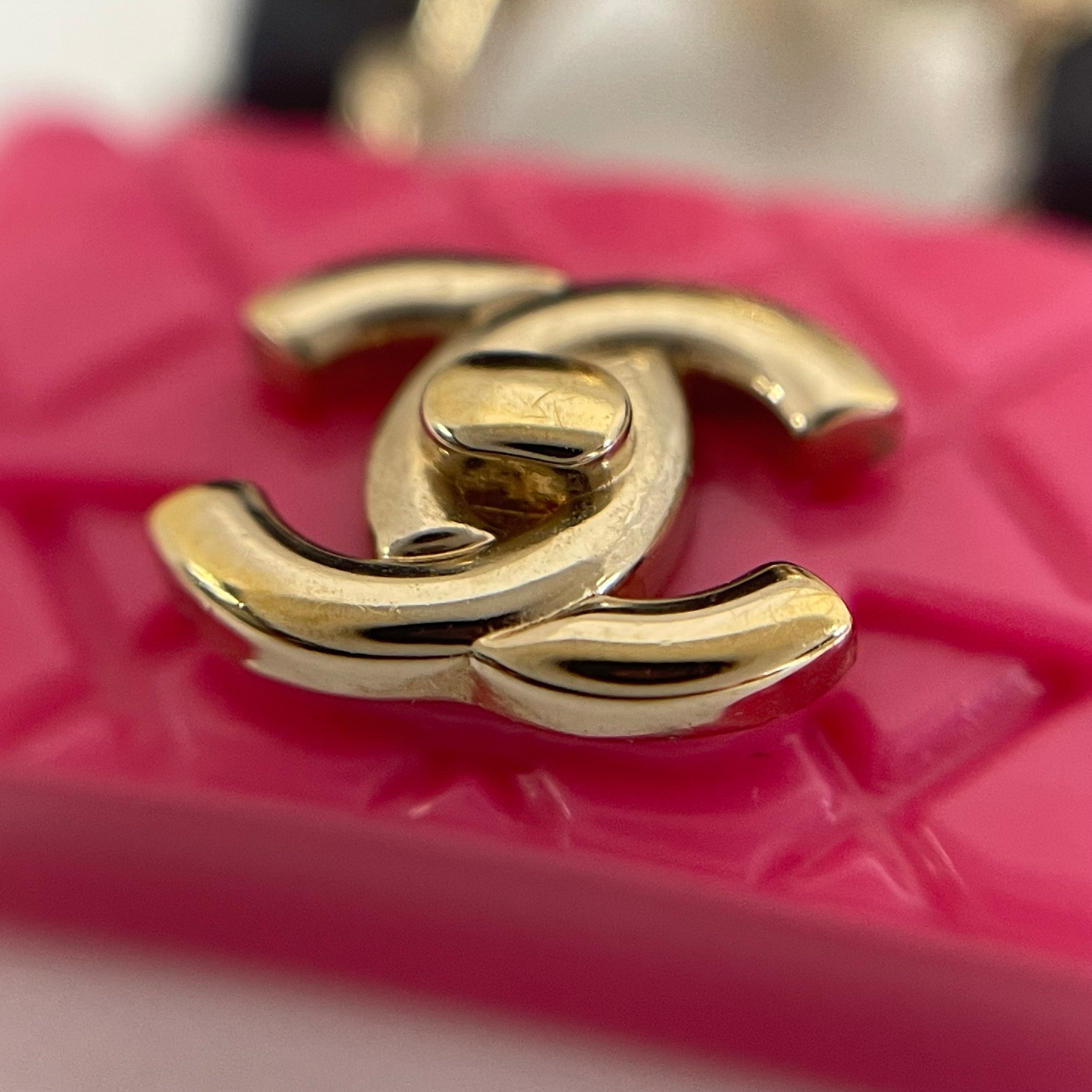 【送料無料】_ CHANEL_(シャネル)_B23C _ココマーク マトラッセ _バッグモチーフ ピアス _中古品
