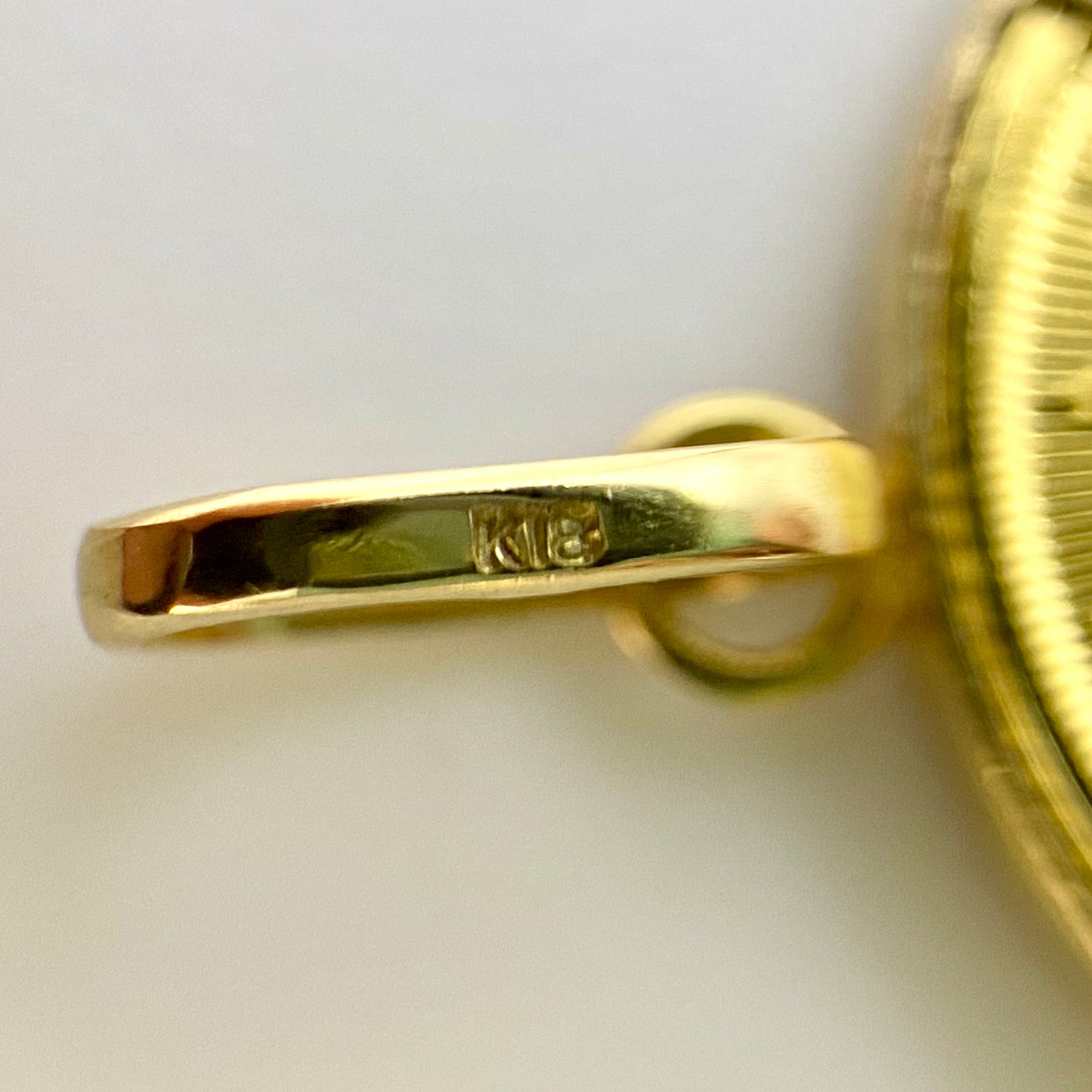【送料無料】_ ノンブランド _メイプルリーフ金貨1/10oz_ペンダントトップ _枠K18/総重量4.1g _中古品