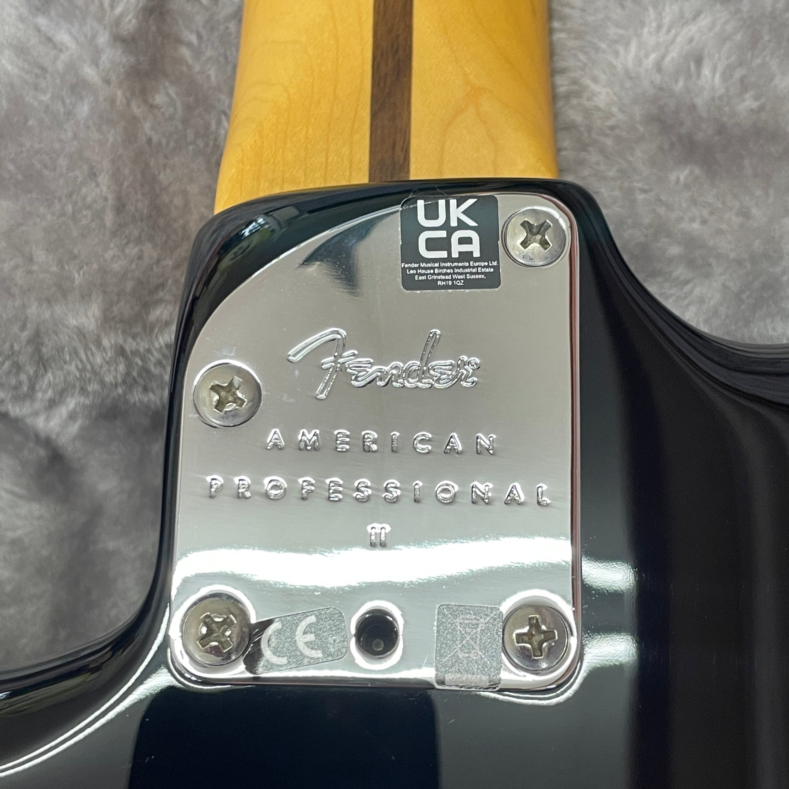 Fender USA_(フェンダーUSA) _アメリカンプロフェッショナルⅡ_ストラトキャスター _中古品