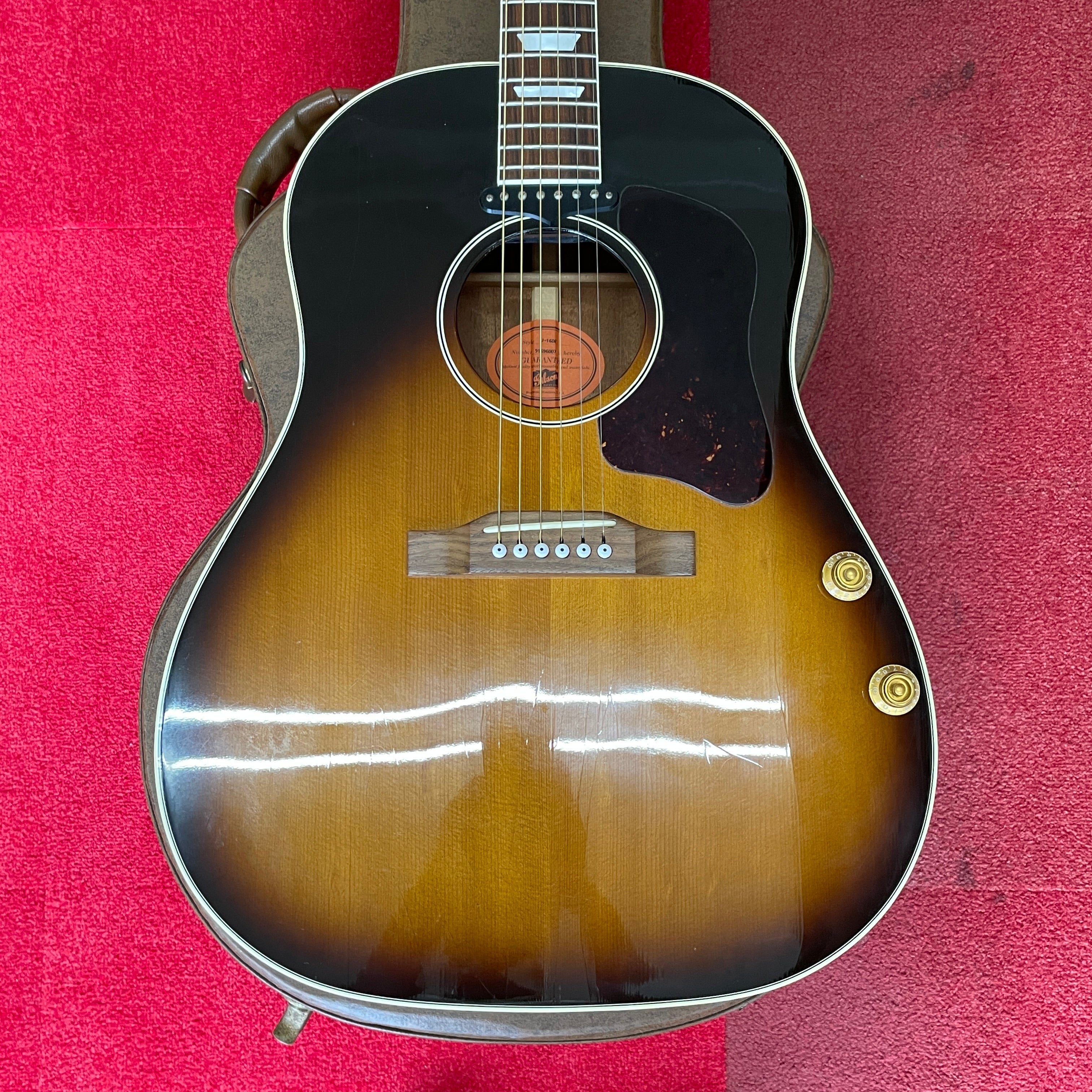 【送料無料】_ Gibson_(ギブソン)_Jー160E 1996年製_中古品