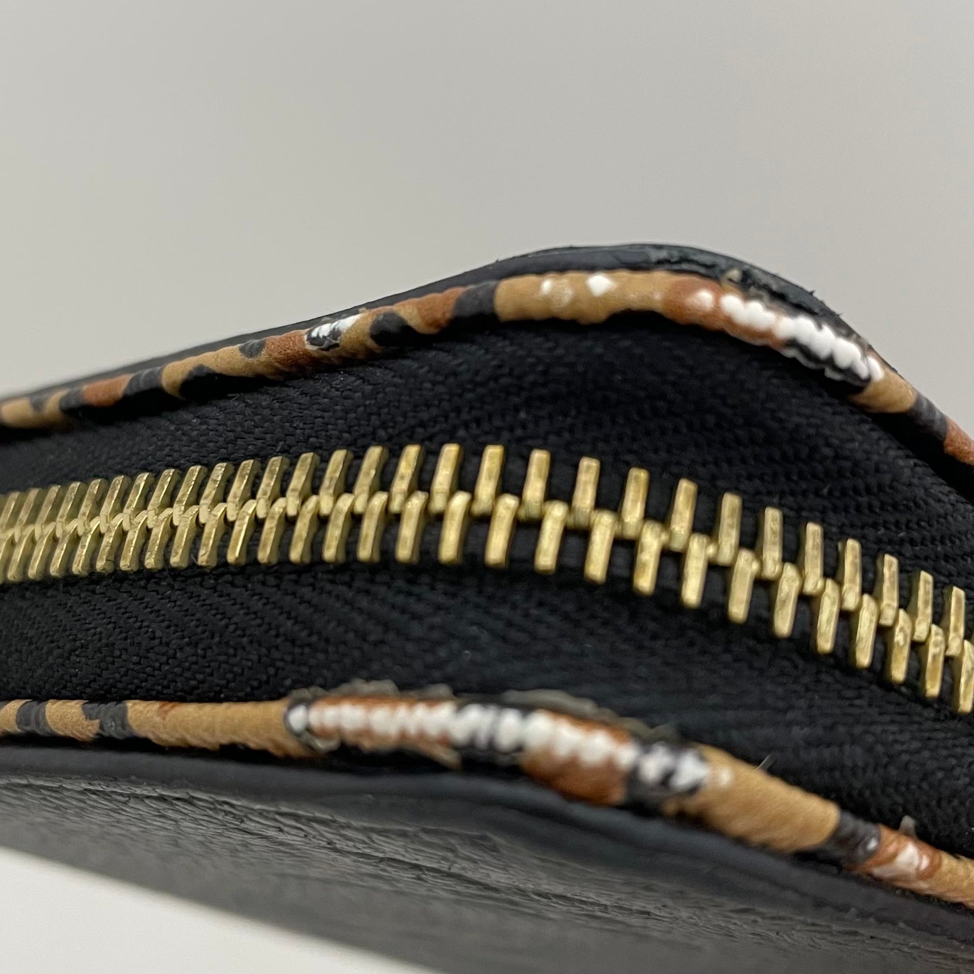 【送料無料】_ LOUIS VUITTON_(ルイヴィトン)_モノグラムアンプラント_ ジッピーウォレット_ ワイルド・アット・ハート _M80680_中古品