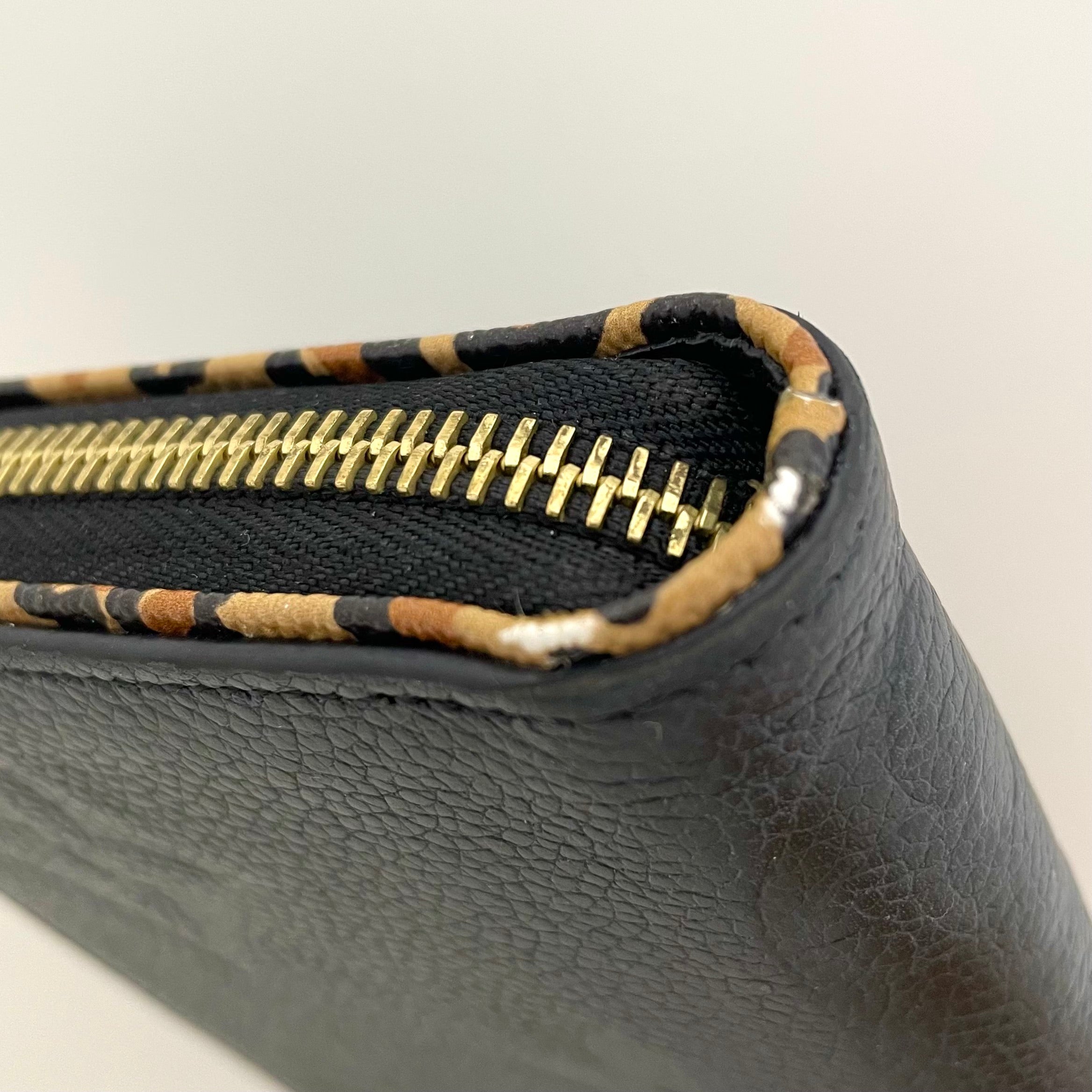 【送料無料】_ LOUIS VUITTON_(ルイヴィトン)_モノグラムアンプラント_ ジッピーウォレット_ ワイルド・アット・ハート _M80680_中古品