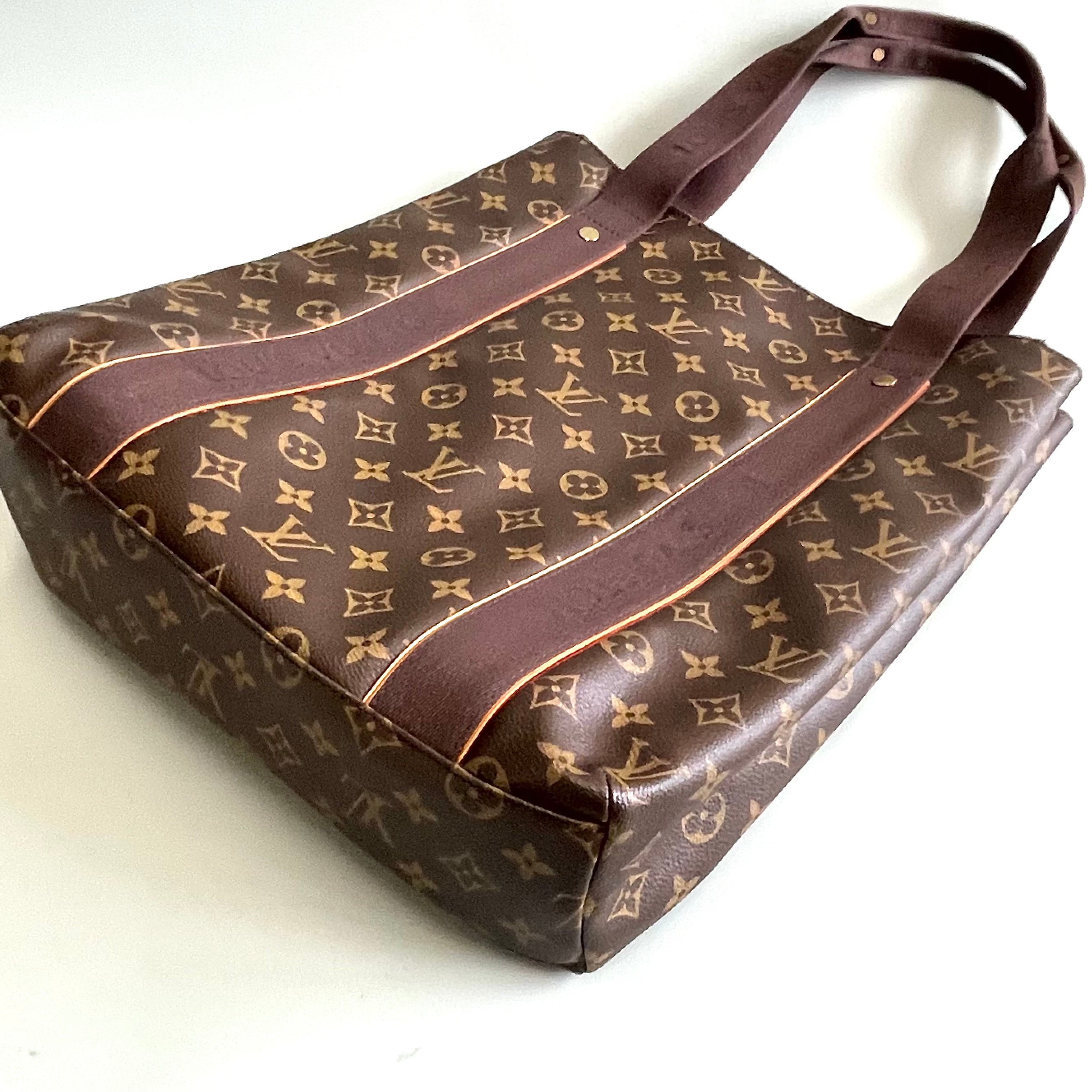 【送料無料】_ LOUIS VUITTON_(ルイヴィトン)_モノグラム カバボブール_ M53013_ 中古品