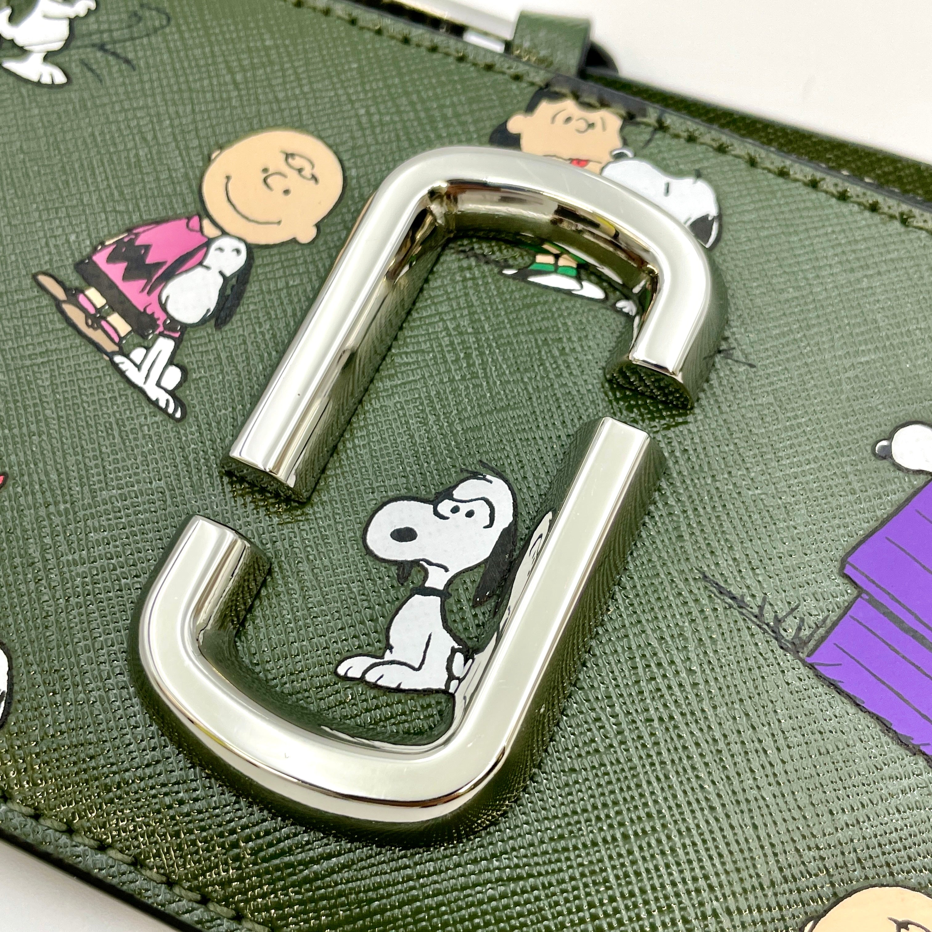 【送料無料】_ MARC JACOBS_( マークジェイコブス )_【PEANUTS×MARC JACOBS】_スヌーピーコラボ コイン&カードケース_ 中古品