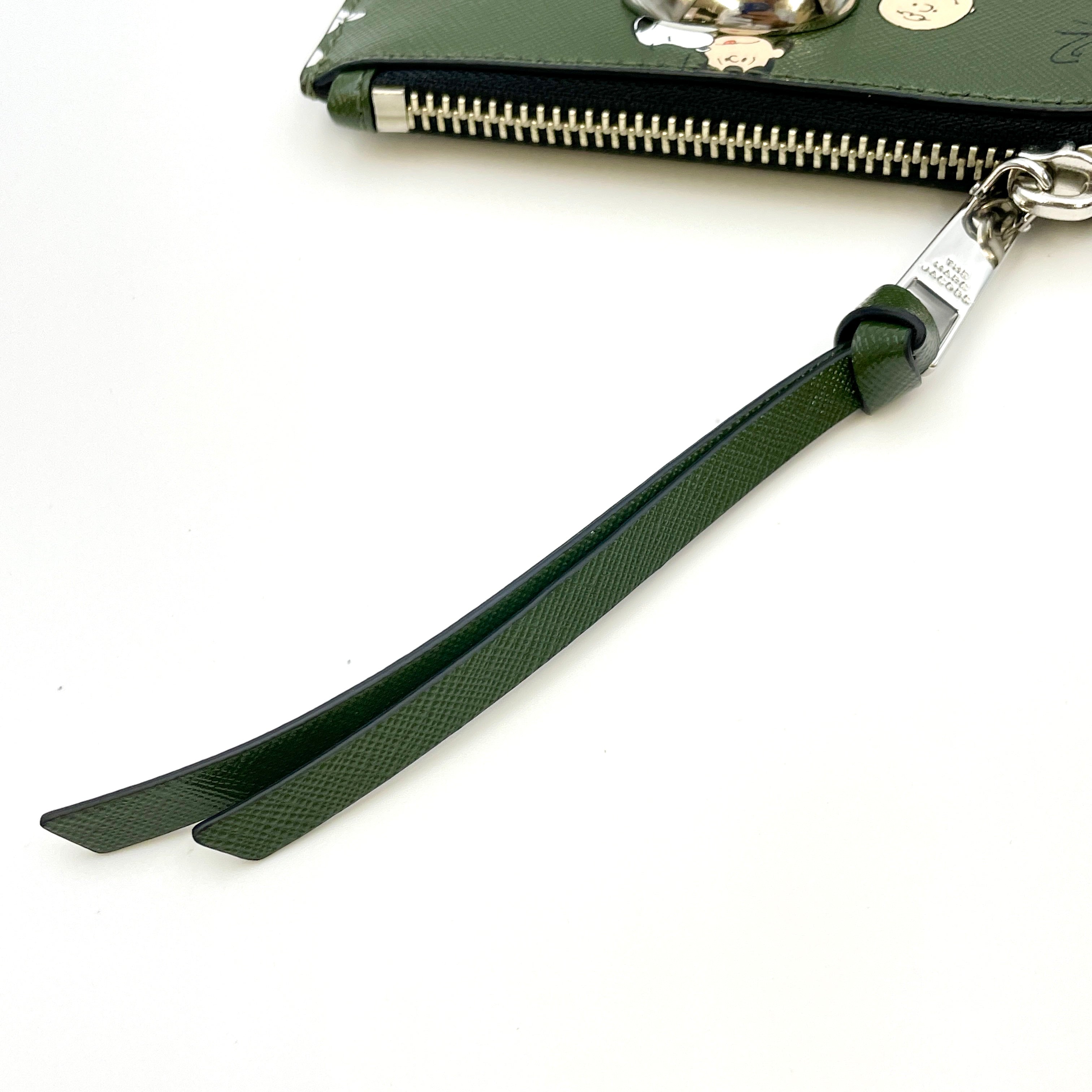 【送料無料】_ MARC JACOBS_( マークジェイコブス )_【PEANUTS×MARC JACOBS】_スヌーピーコラボ コイン&カードケース_ 中古品