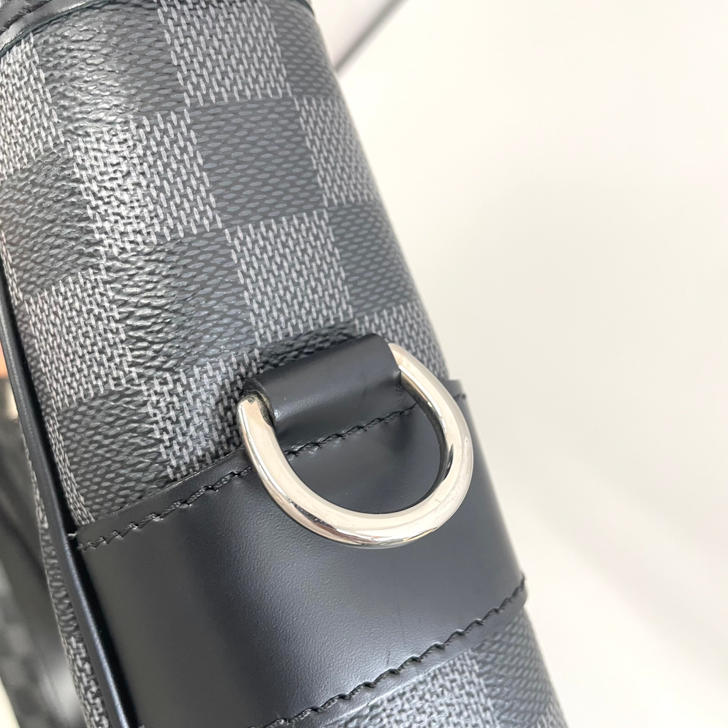 LOUIS VUITTON _(ルイヴィトン) _ダミエグラフィット_ タダオ 本体のみ_(ショルダーベルト無し)_ N51192_ 中古品