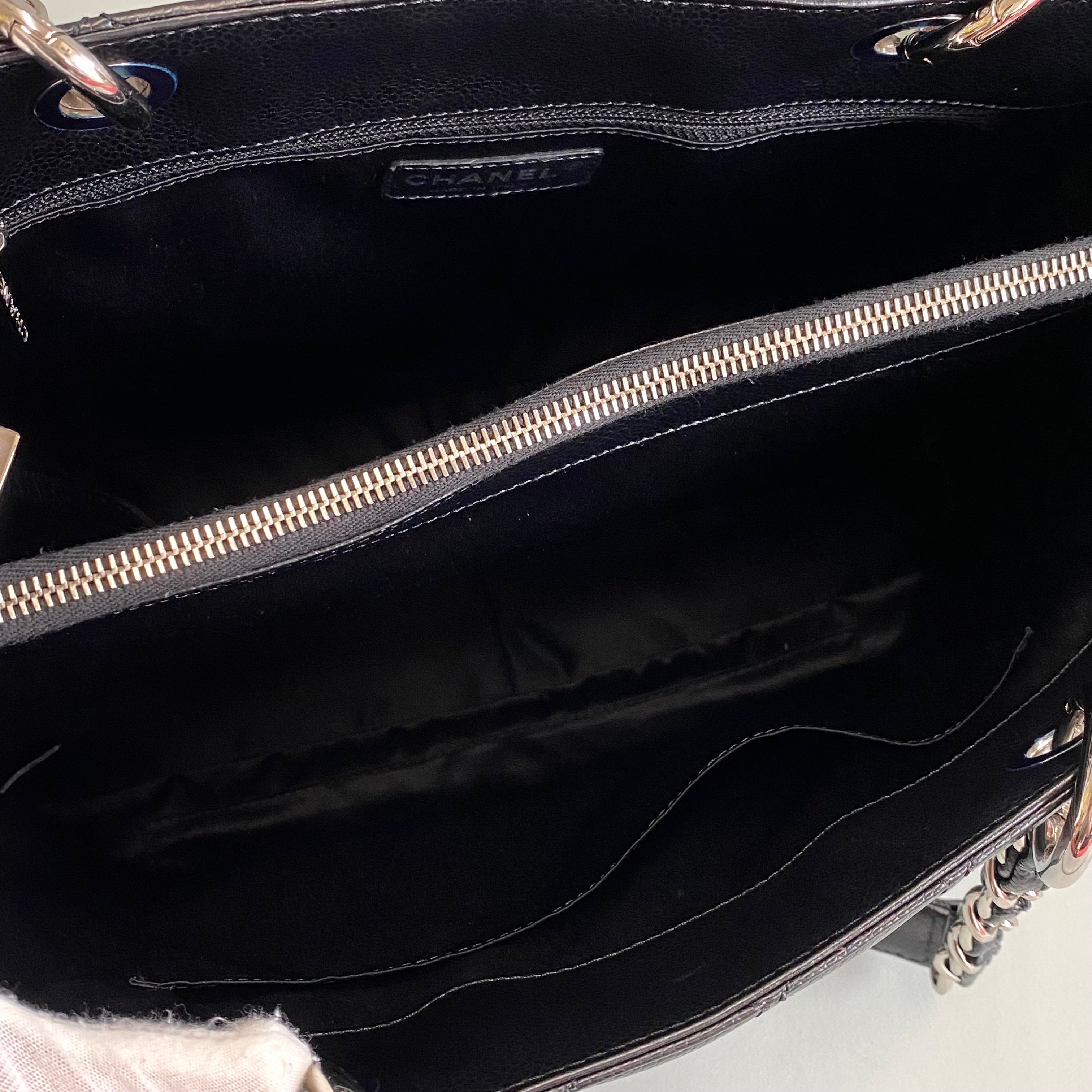CHANEL_(シャネル)_A50995 キャビアスキン_ブラック/シルバー金具_チェーントート 19番台_中古品