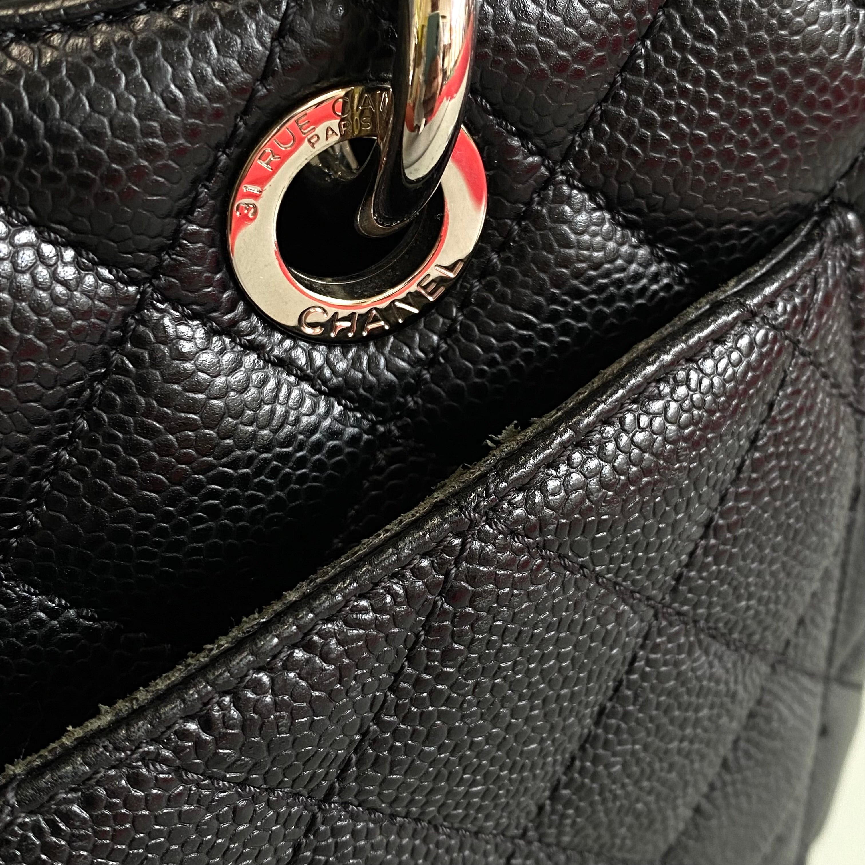 CHANEL_(シャネル)_A50995 キャビアスキン_ブラック/シルバー金具_チェーントート 19番台_中古品