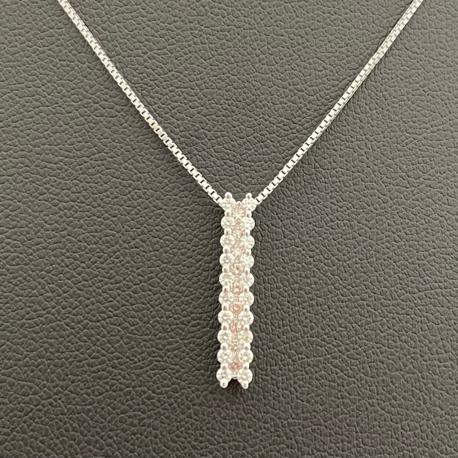 ノンブランド _K18WGダイヤモンドネックレス_FD0.1ct/FD0.26ct _45cm/3.4g_中古品