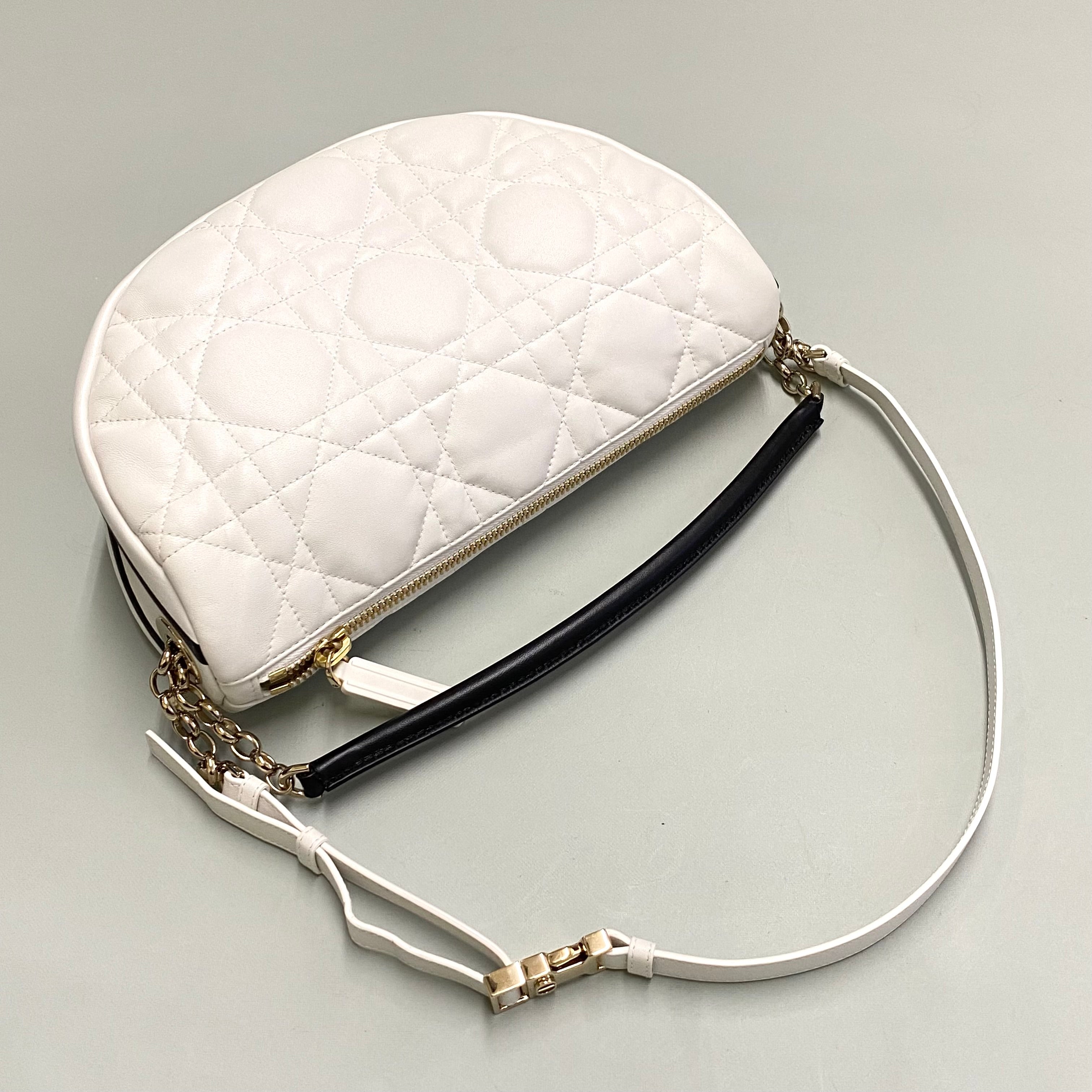 Dior_(ディオール)_VIBE ヴァイブ _ミディアム ホーボー _ハンドバッグ _中古品