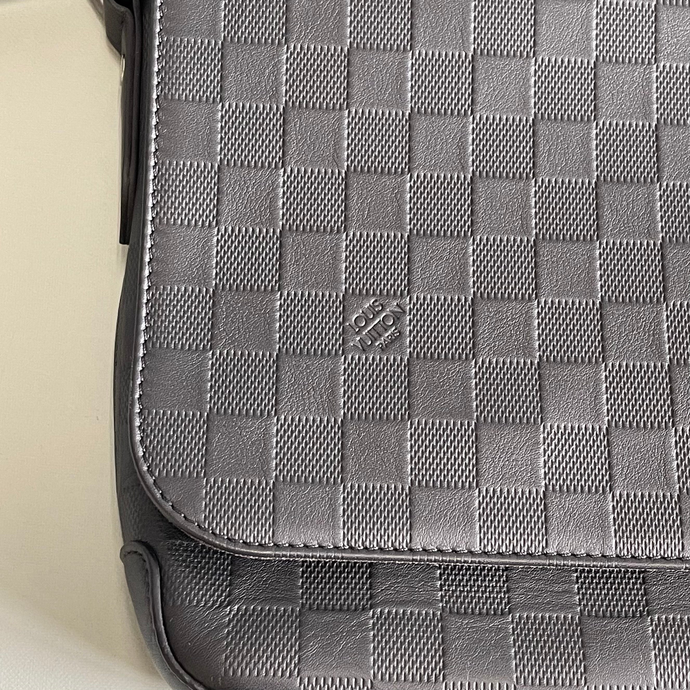 LOUIS VUITTON_(ルイヴィトン)_ダミエ アンフィニ _ディストリクトPM_メンズショルダーバッグ_N41286_中古品