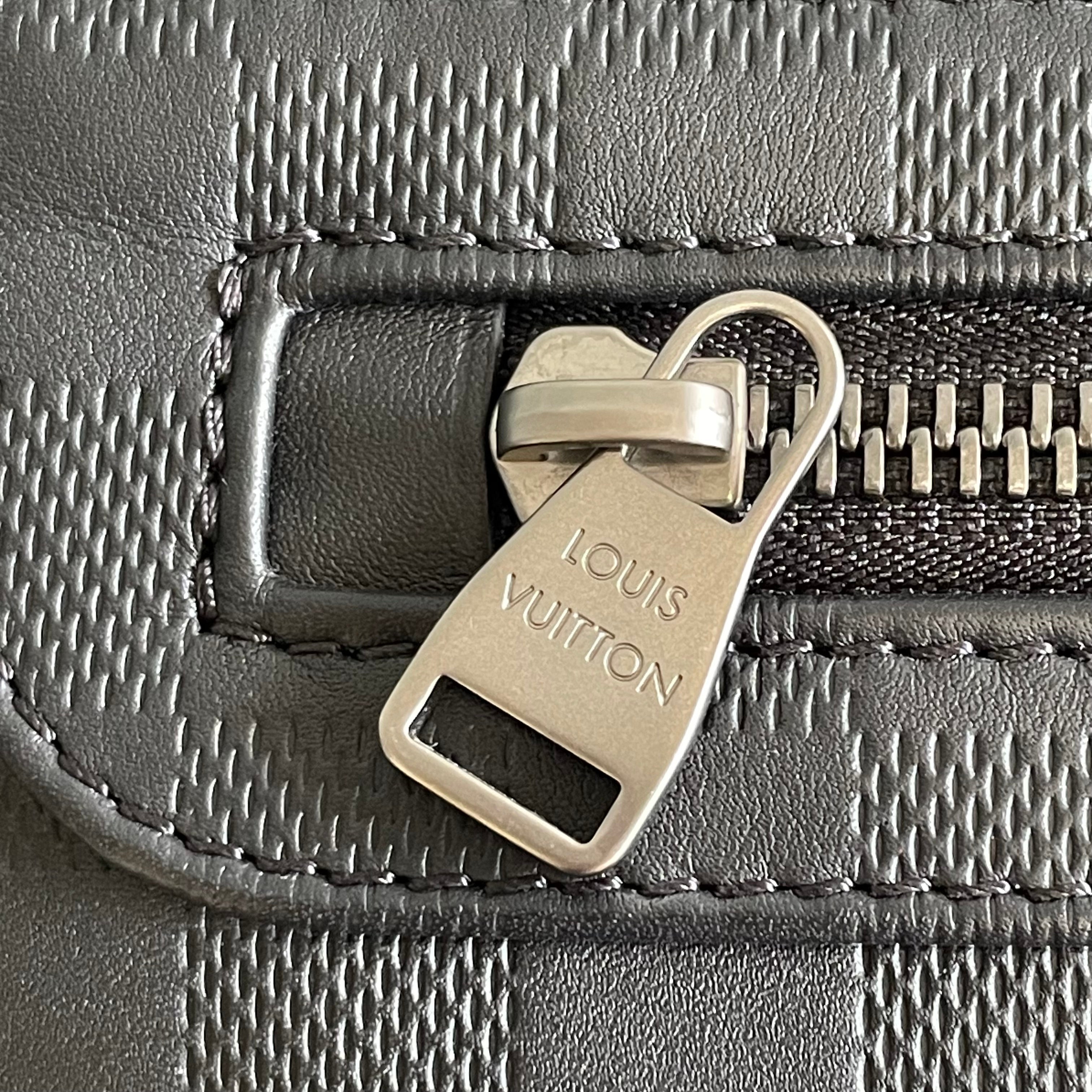 LOUIS VUITTON_(ルイヴィトン)_ダミエ アンフィニ _ディストリクトPM_メンズショルダーバッグ_N41286_中古品