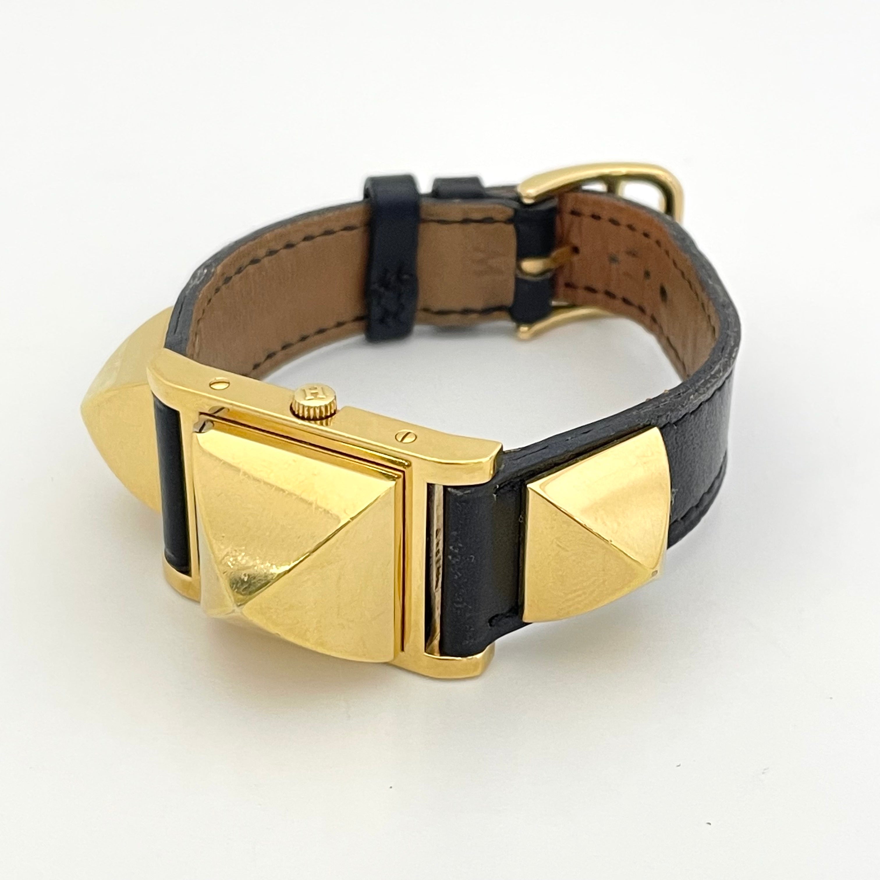 HERMES_(エルメス) _メドール _レディス腕時計_ゴールド/白文字盤 _黒レザーベルト_中古品