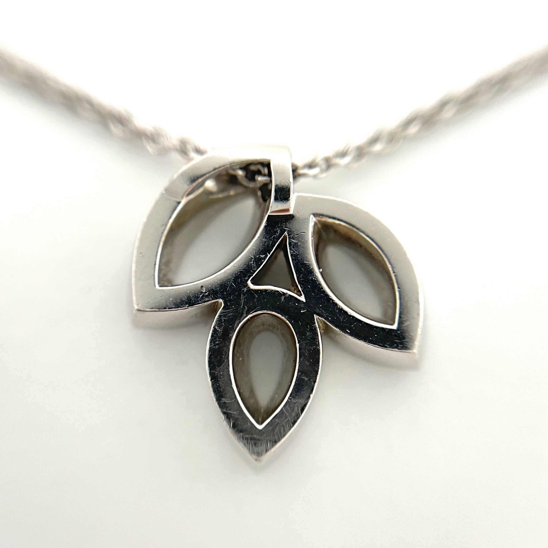 【送料無料】_HARRY WINSTON_(ハリーウィンストン)_リリークラスター・ミニ・ペンダント_PT950 ダイヤモンド 5.7gネックレス_中古品