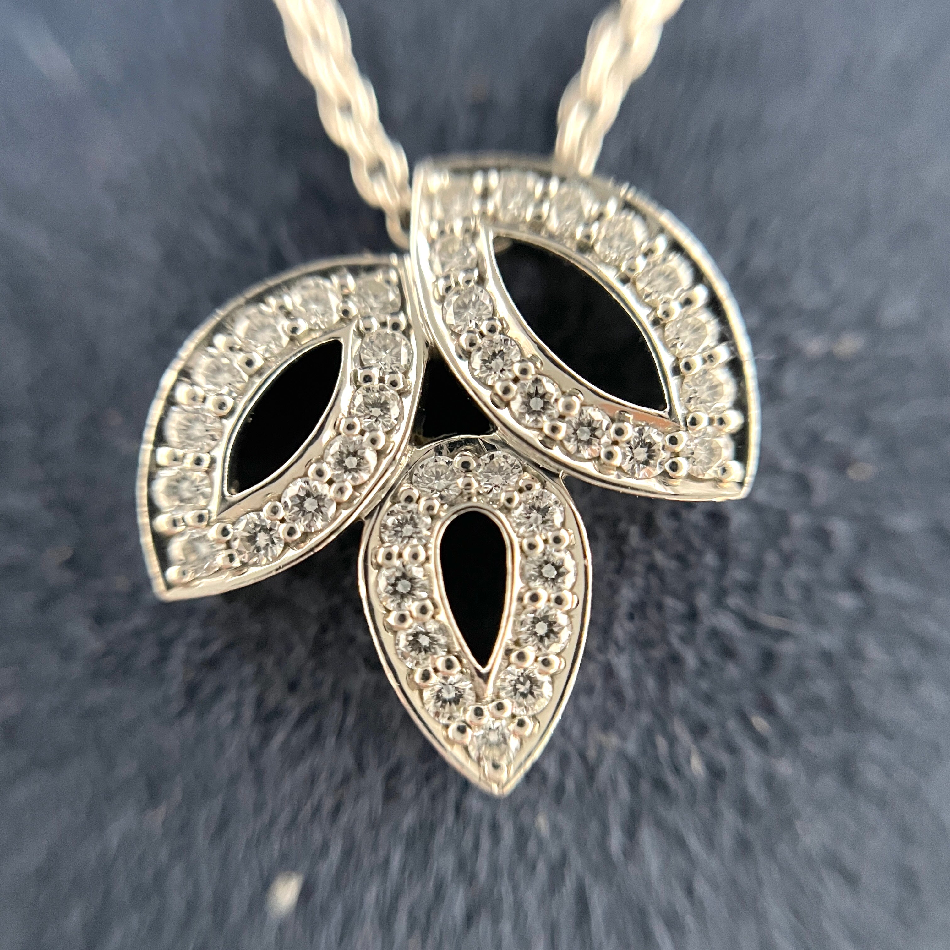 【送料無料】_HARRY WINSTON_(ハリーウィンストン)_リリークラスター・ミニ・ペンダント_PT950 ダイヤモンド 5.7gネックレス_中古品