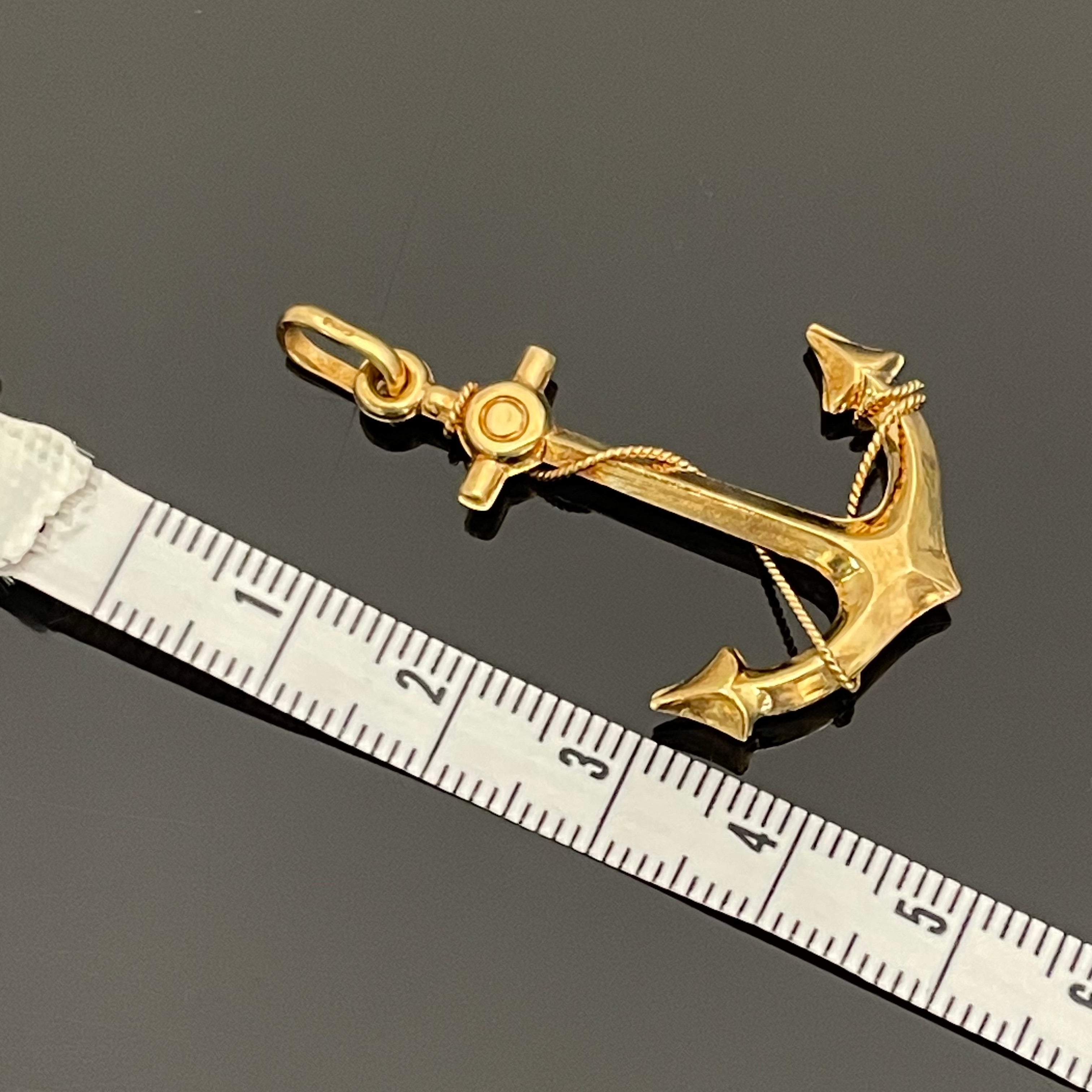 ノンブランド _K18アンカーモチーフ_ペンダントトップ3.1g_中古品