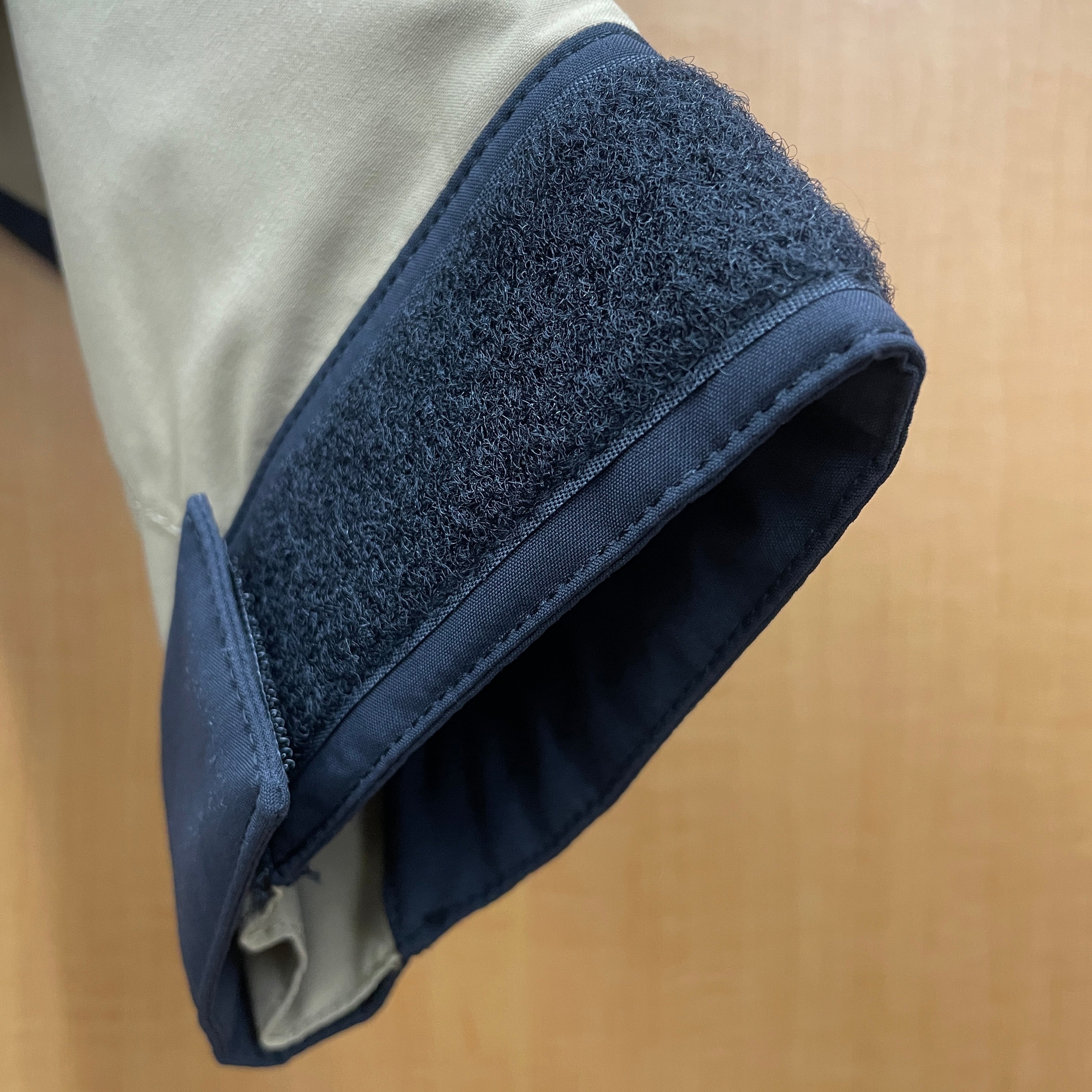 【送料無料】_ THE NORTH FACE_(ザ・ノース・フェイス)_マウンテンダウンジャケット_ Lサイズ ND92237 KT_未使用品