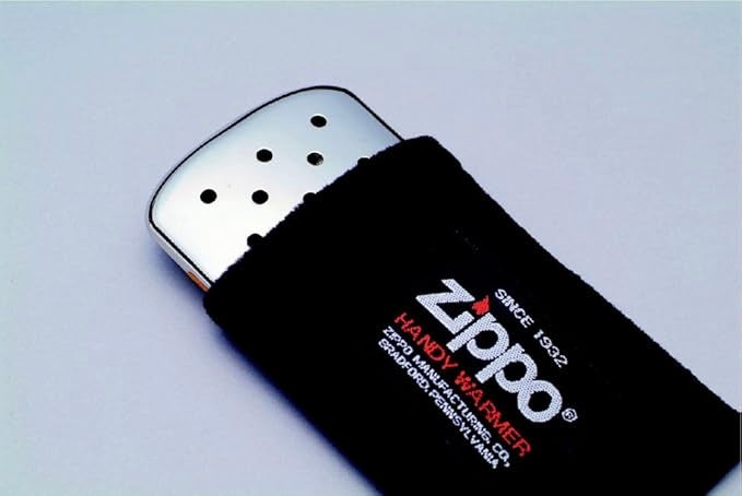 【送料無料】_ ZiPPO_(ジッポー)_ハンディウォーマー&オイルセット_(オイル式充填式カイロ)_ZHW−JF(希少。廃番品)_新品未開封品