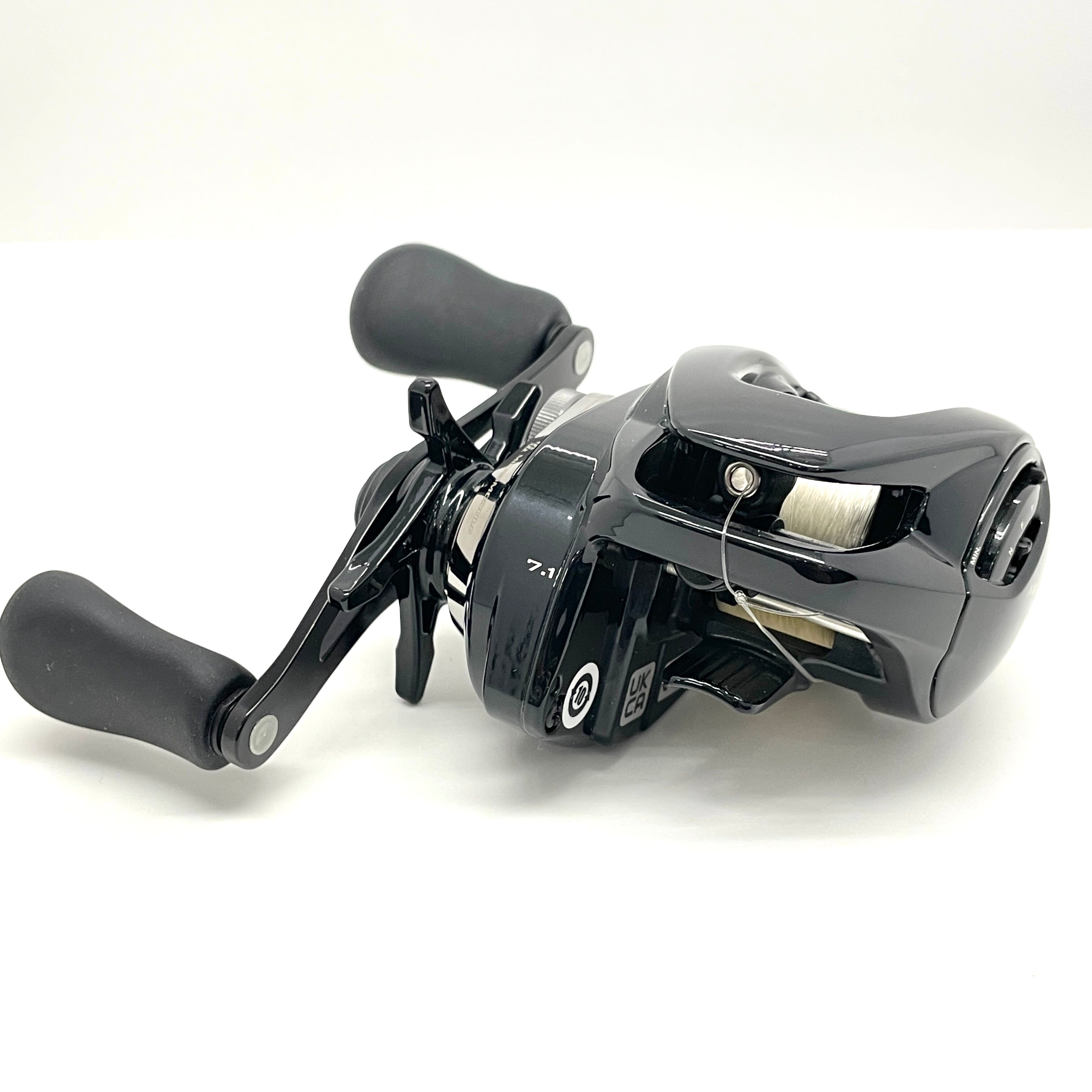 SHIMANO_(シマノ)_メタニウムDC _70HG RIGHT(右) _ベイトリール_中古品
