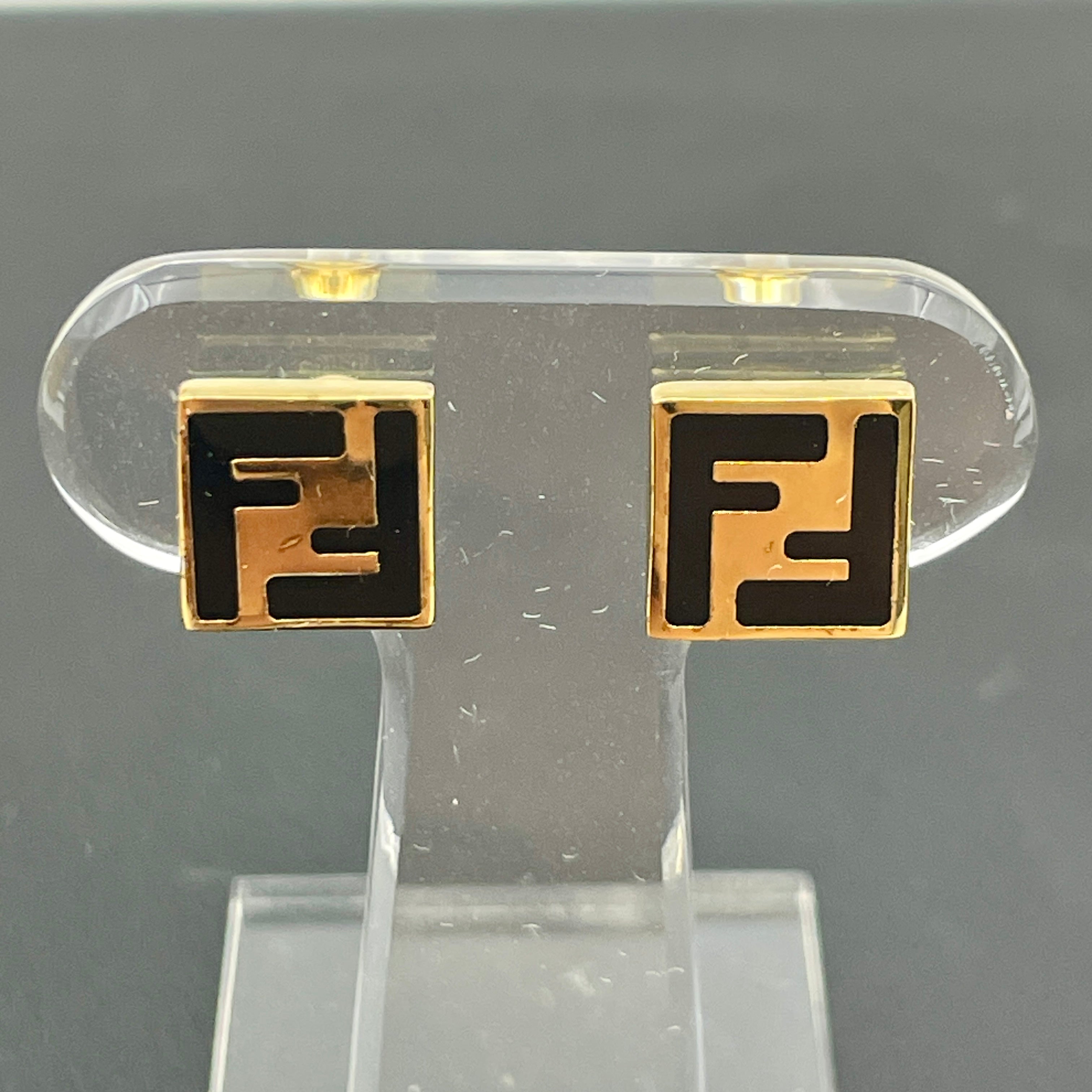 FENDI_(フェンディ)_8AH640 TL9_フォーエバー FFロゴ_中古品