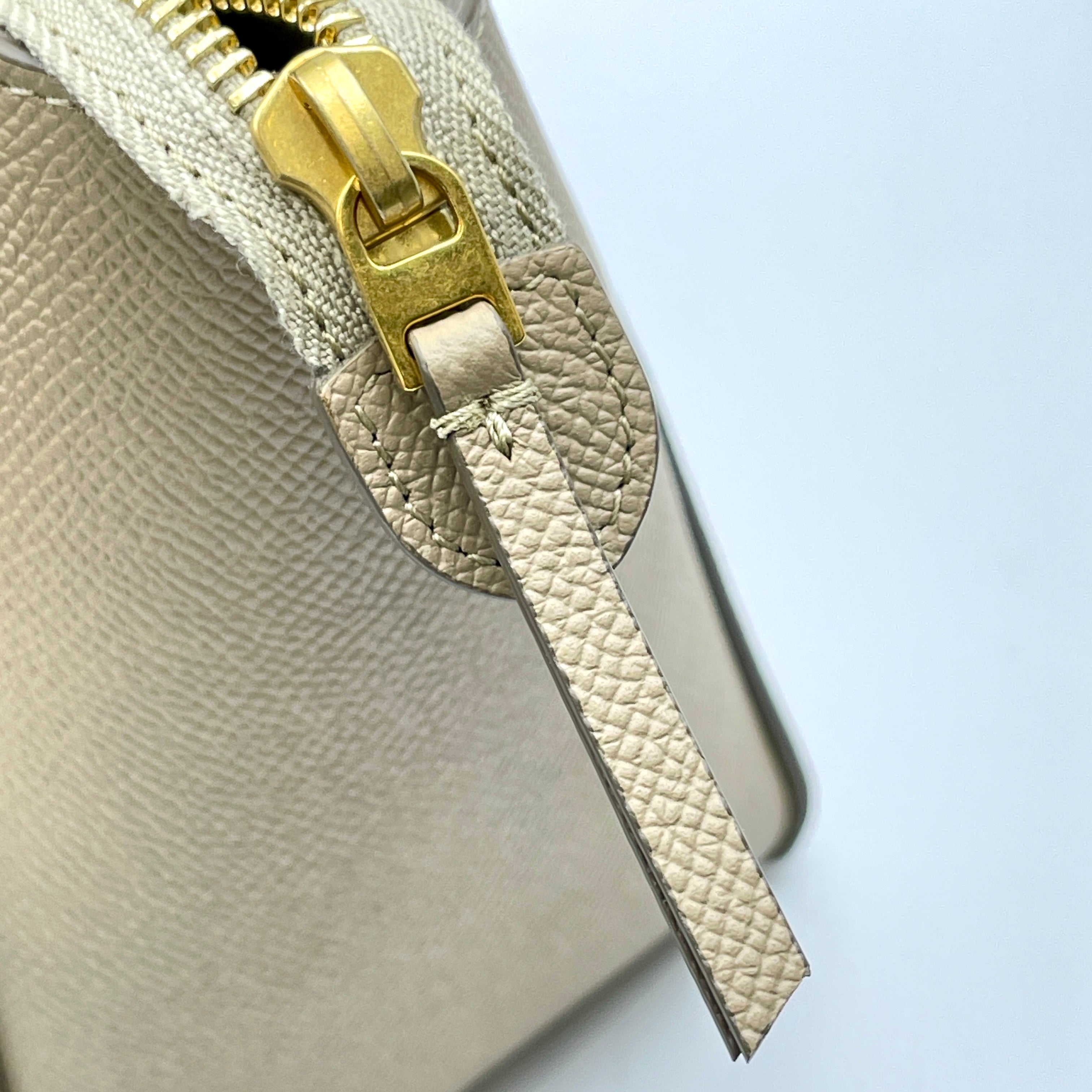 CELINE_(セリーヌ)_189003ZVA.18LT_ベルトバッグ ナノ_ライトトープ_中古品