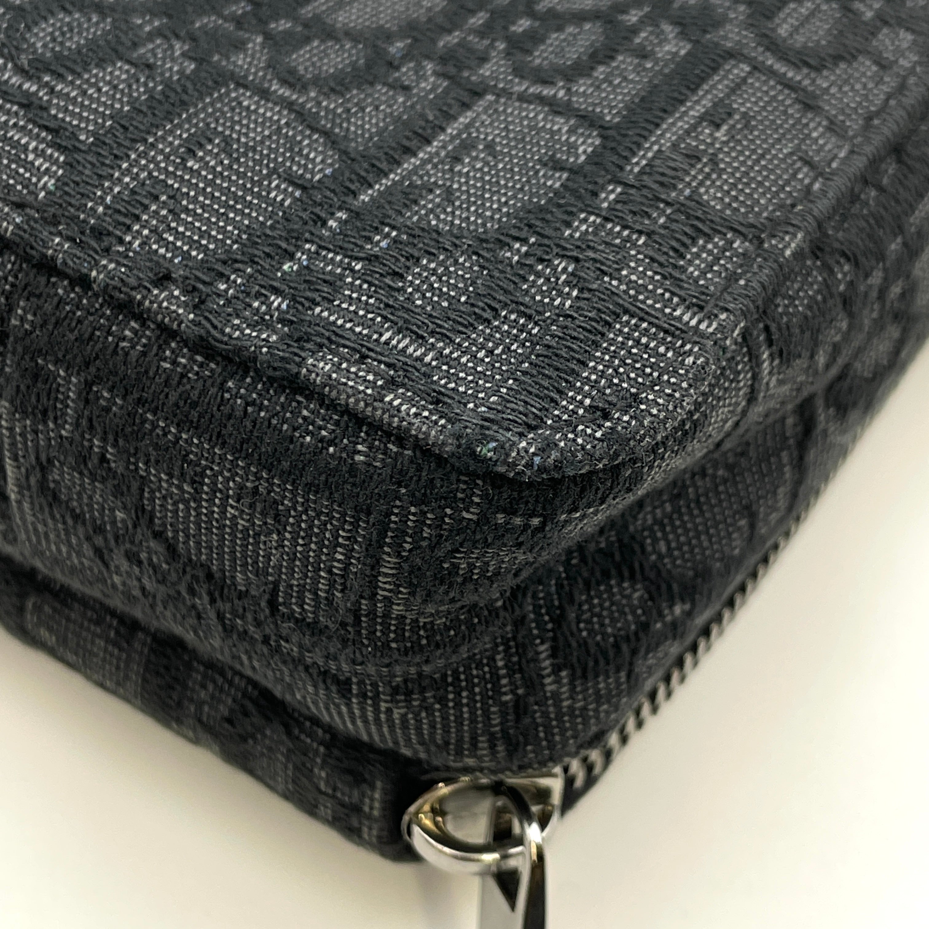 DIOR_(ディオール)_ライダー マイクロポーチ_オブリーク ジャガード_2OBCA326YSE_中古品