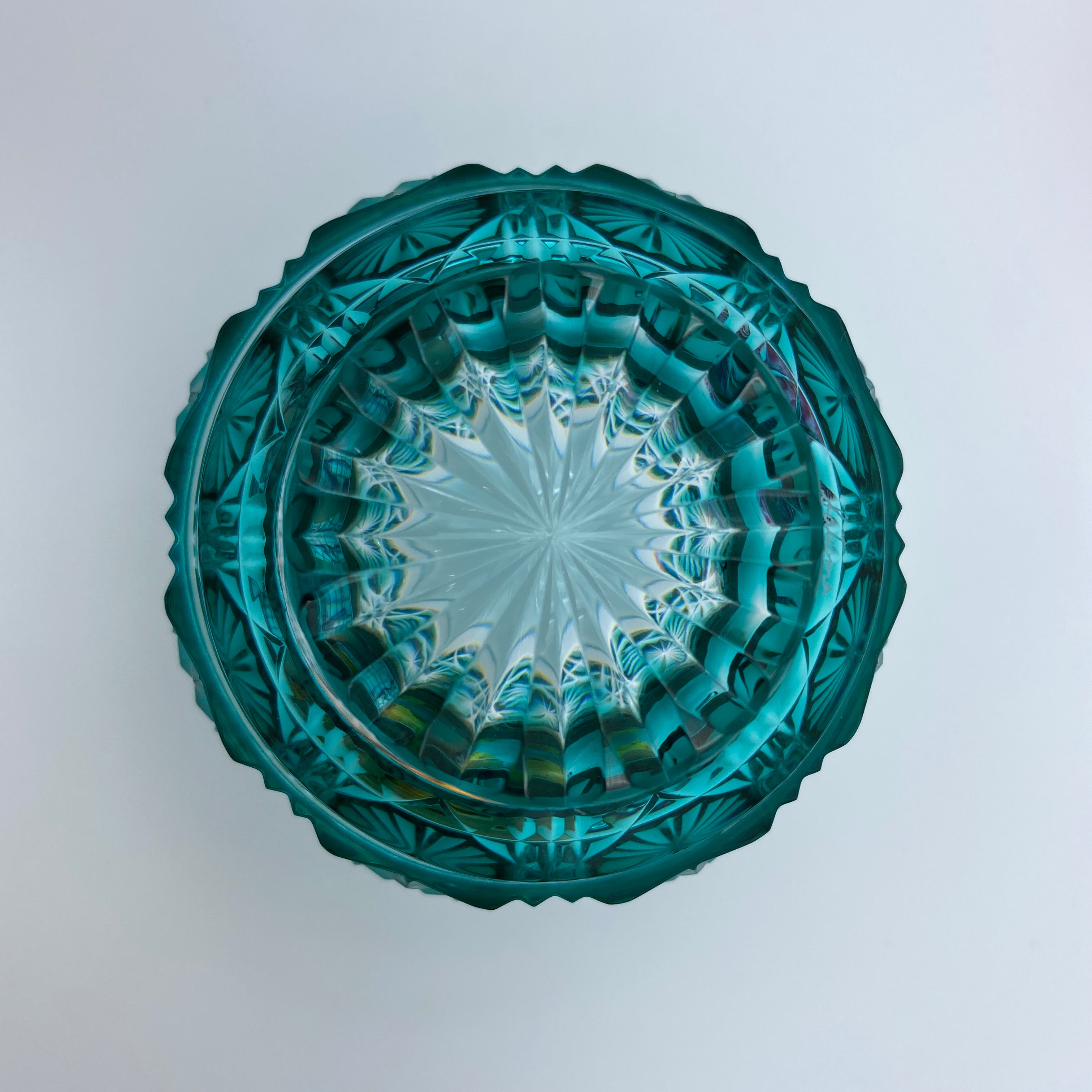 薩摩びーどろ工芸 作_復元 薩摩切子 色被せガラス_切子 猪口揃(金赤/緑)_中古品