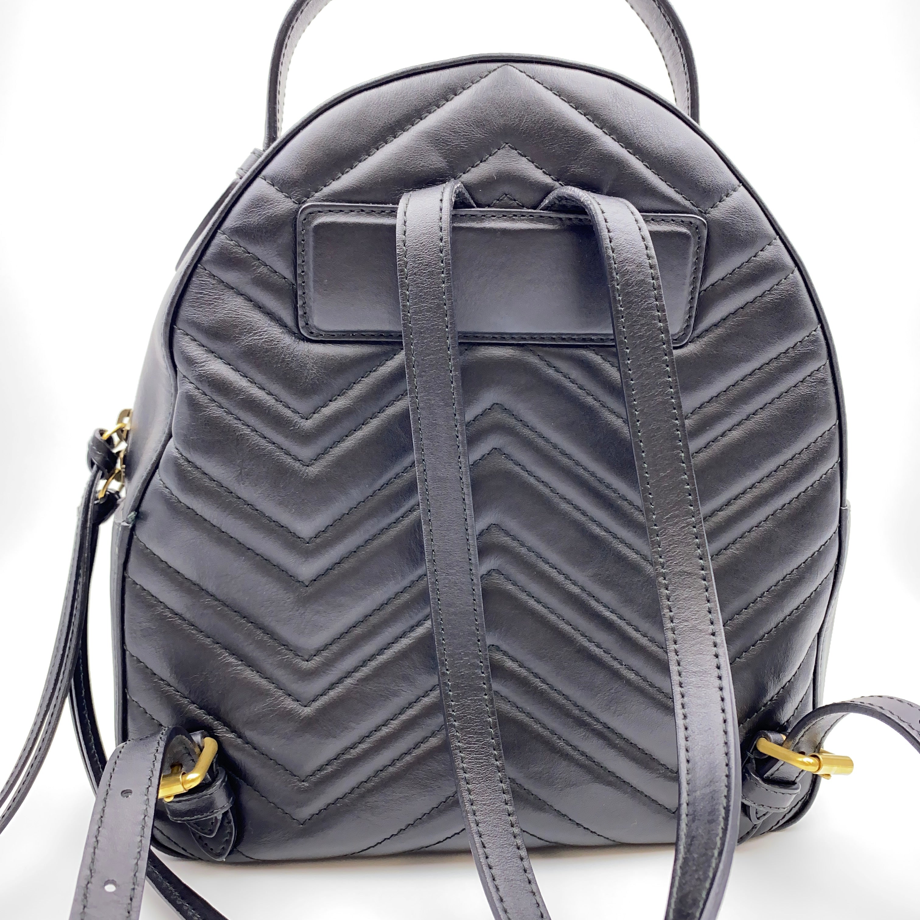 【送料無料】_ GUCCI_(グッチ)_GGマーモント キルティングレザー_ バックパック476671_中古品