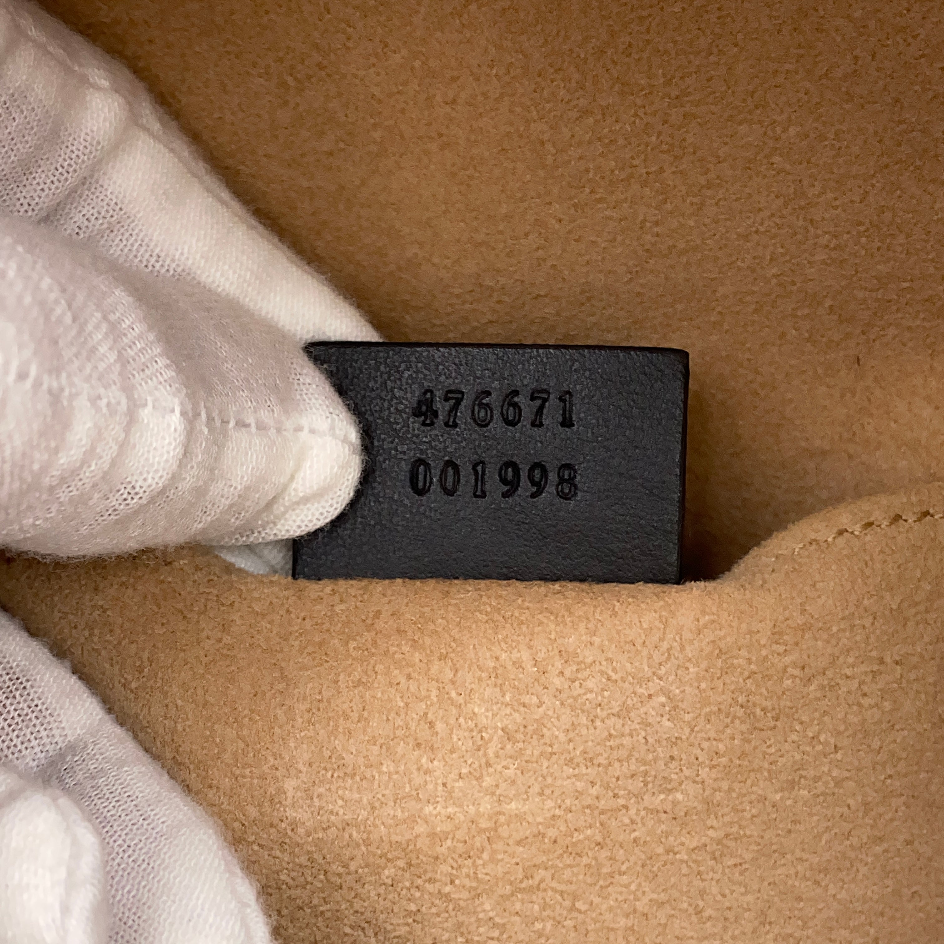 【送料無料】_ GUCCI_(グッチ)_GGマーモント キルティングレザー_ バックパック476671_中古品