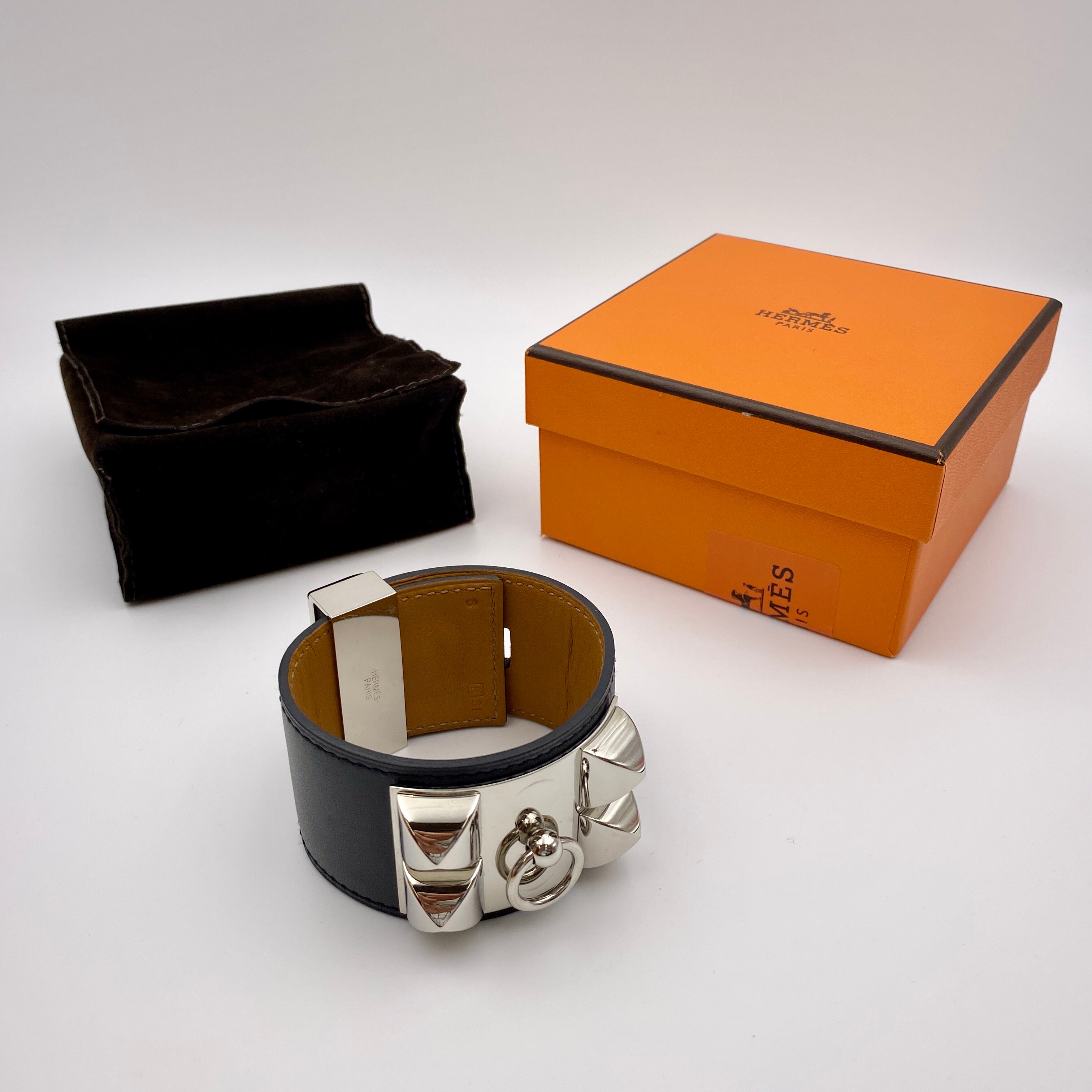 【送料無料】_ HERMES_(エルメス))_コリエドシアン _レザーブレスレット_□R刻印/Sサイズ_中古品