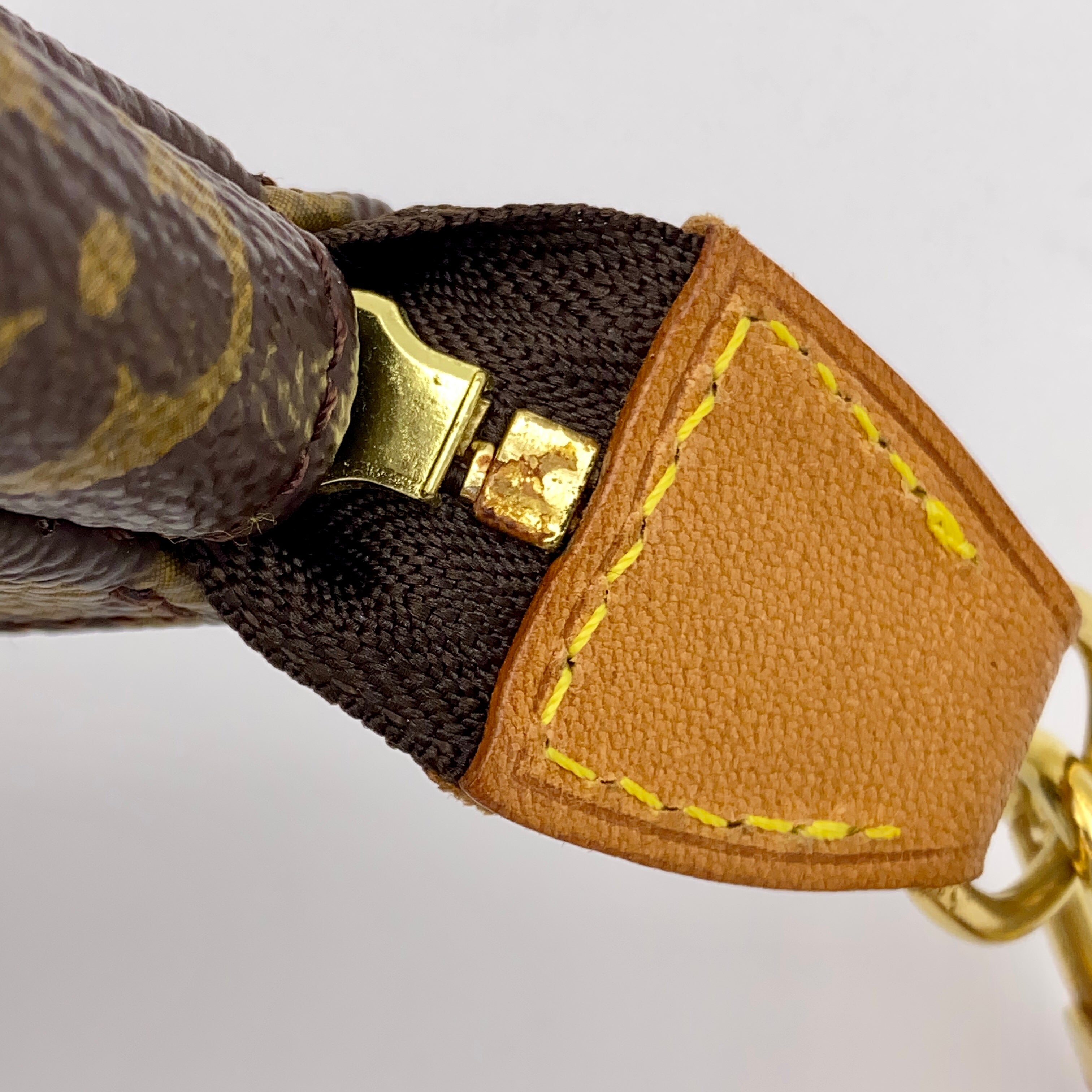 【送料無料】_ LOUIS VUITTON_(ルイビトン)モノグラム _ポシェット・アクセソワール_M51980_中古品