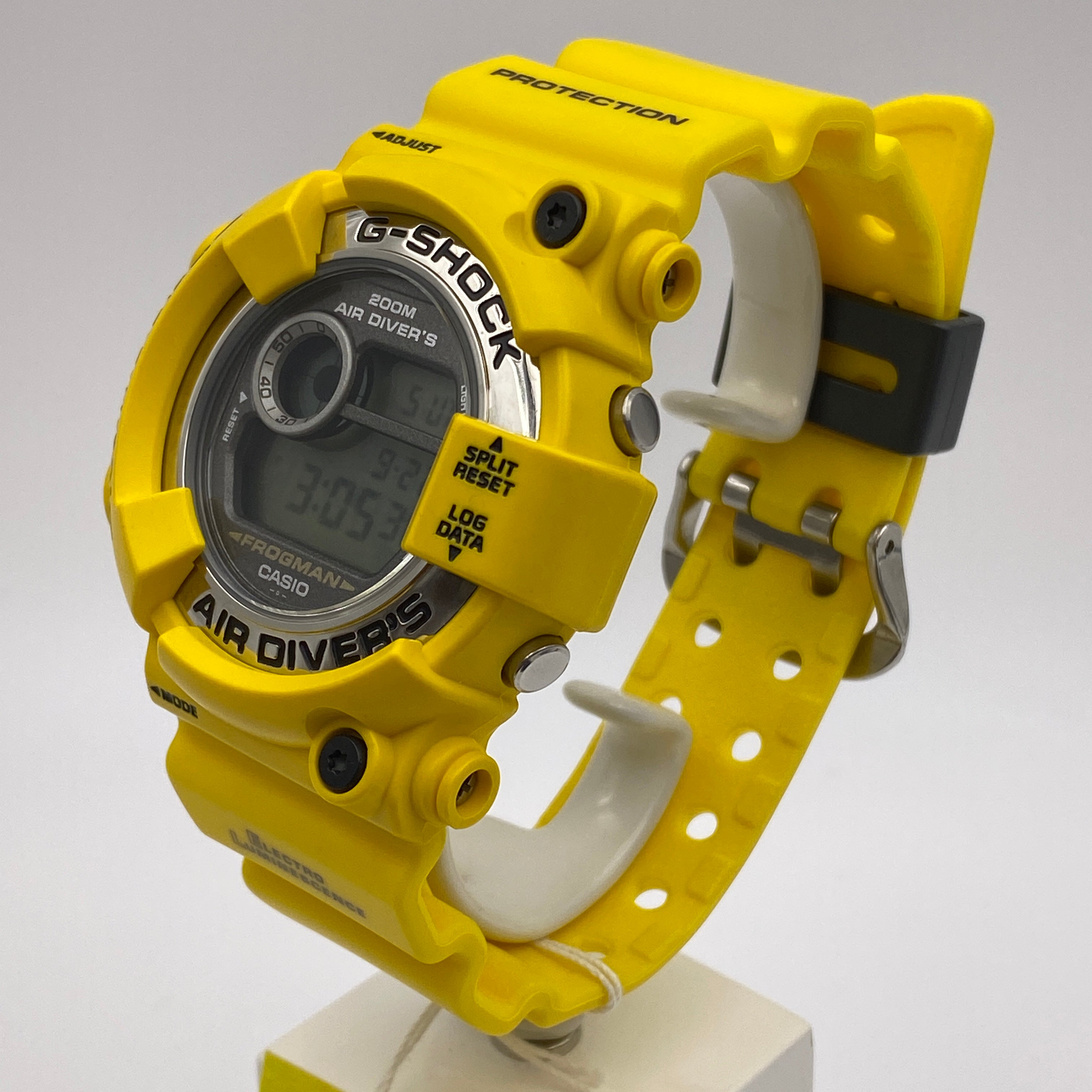 CASIO G-SHOCK_(カシオ Gショック)_FROGMAN_ DW-8250Y-9T_ 中古品