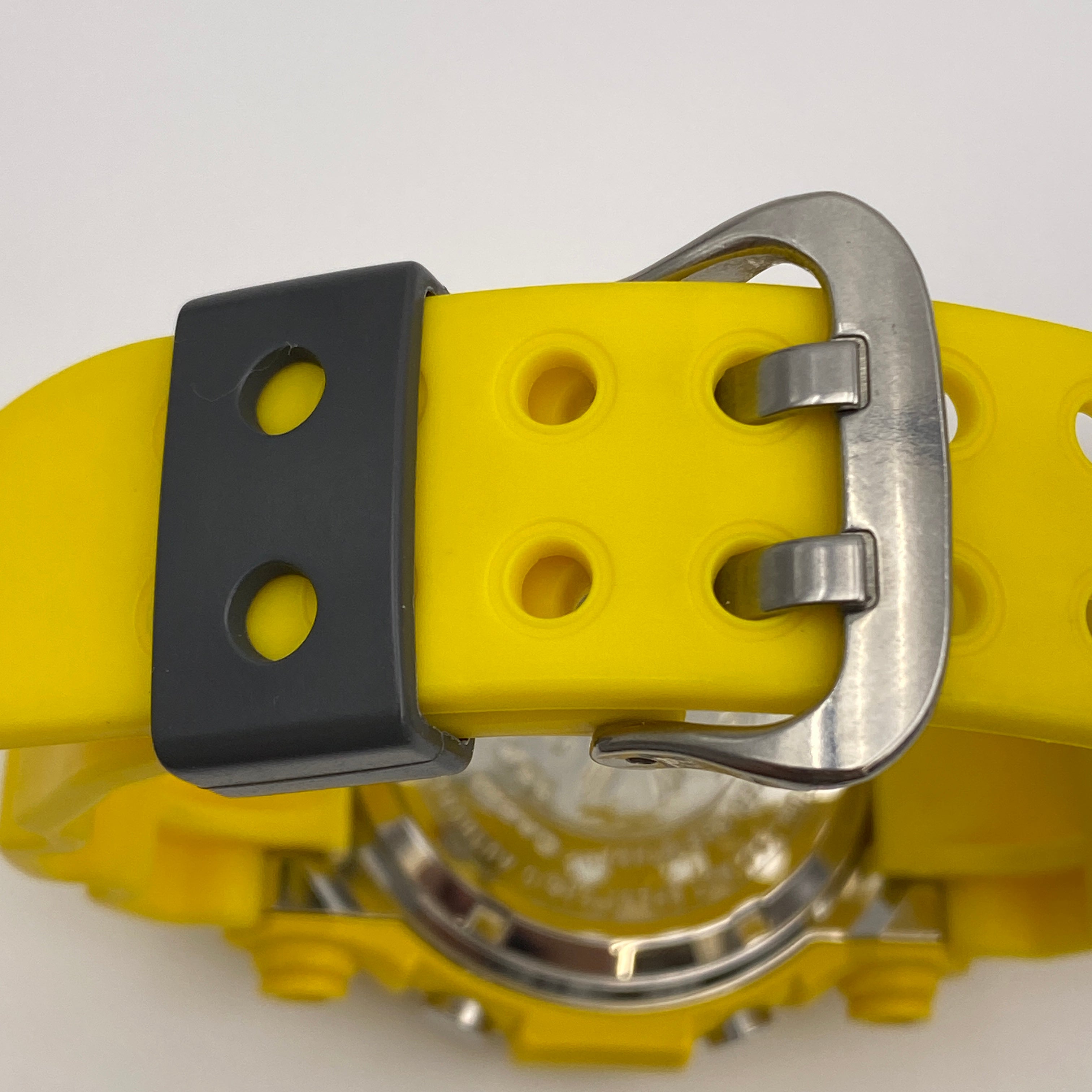 【送料無料】_ CASIO G-SHOCK_(カシオ Gショック)_FROGMAN_ DW-8250Y-9T_ 中古品