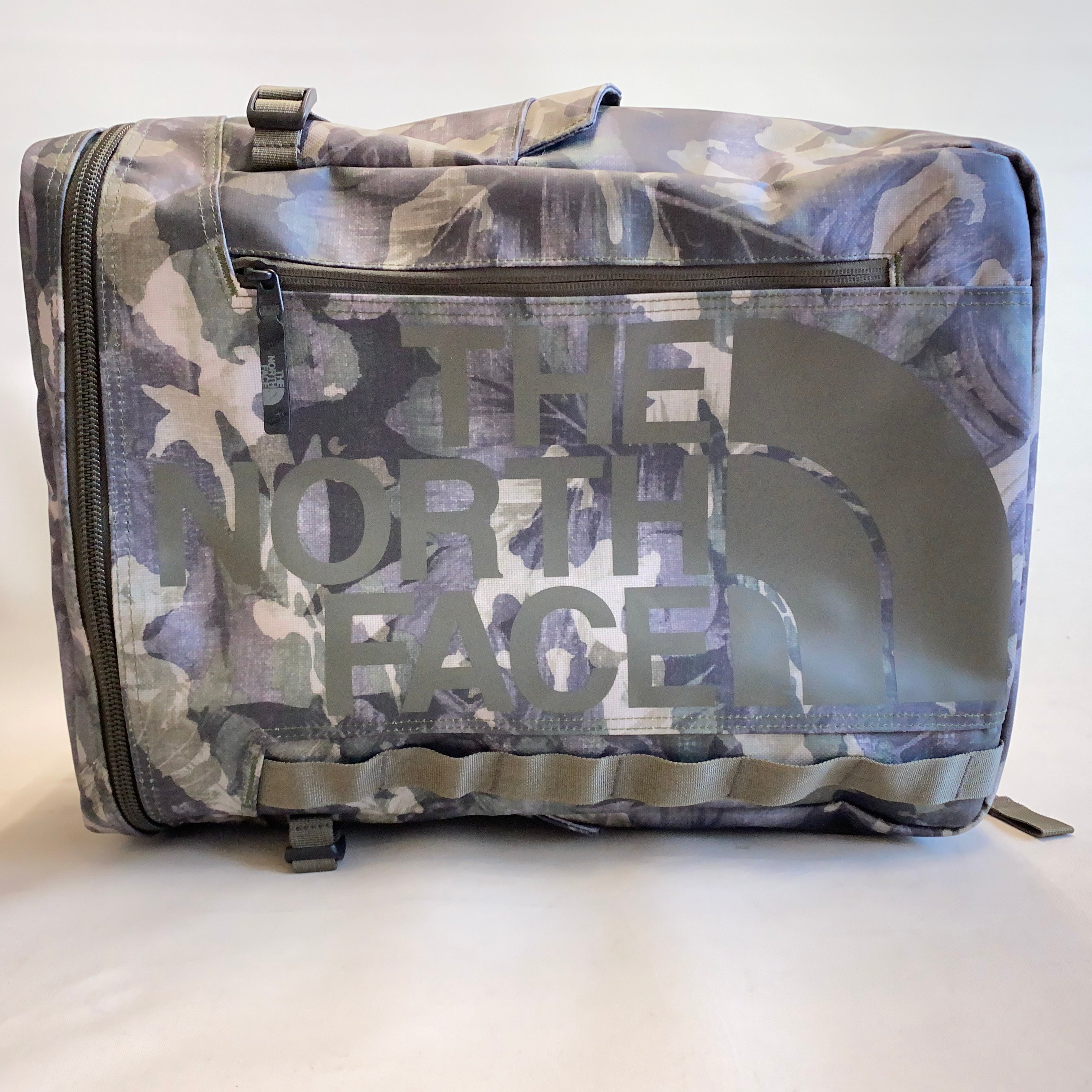 【送料無料】_ THE NORTH FACE_(ノースフェイス)_BCヒューズボックス2 _カモフラージュプリントNM81817_ 中古品