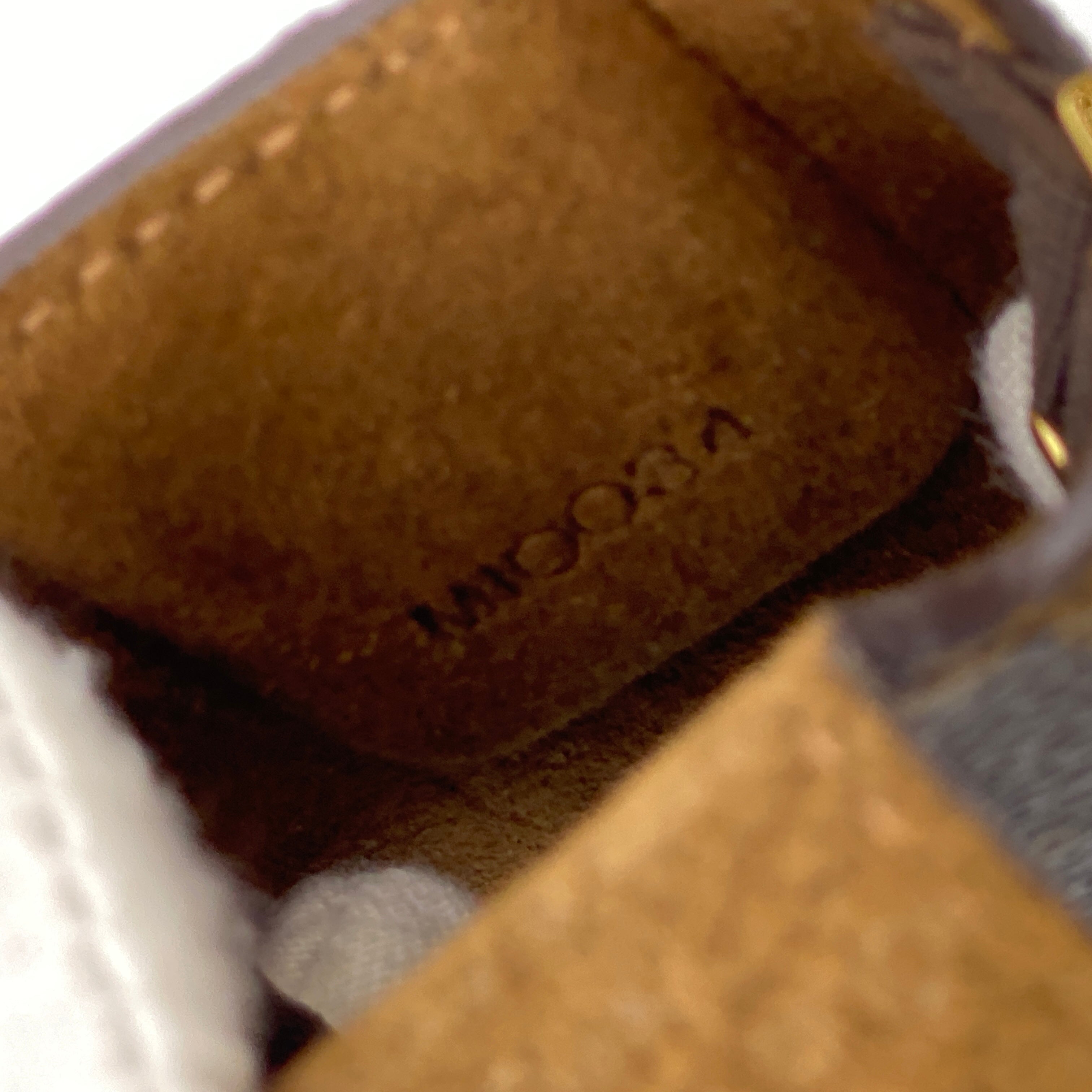 LOUIS VUITTON_(ルイヴィトン)_モノグラム エテュイ _テレフォン インターナショナル PM _M63064_中古品