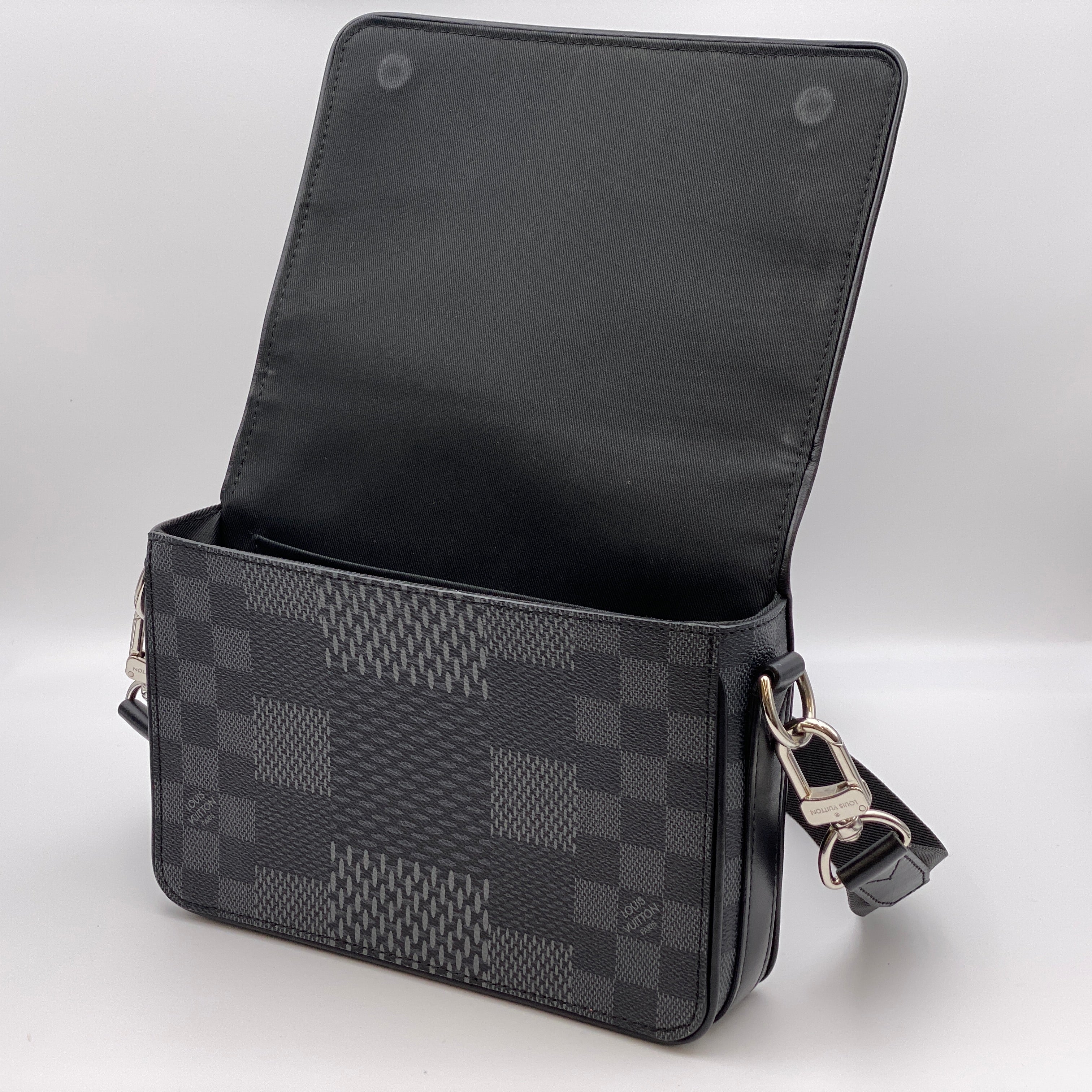【送料無料】_ LOUIS VUITTON_(ルイヴィトン)_ダミエグラフィット_3D ステュディオメッセンジャー_ N50013_中古品