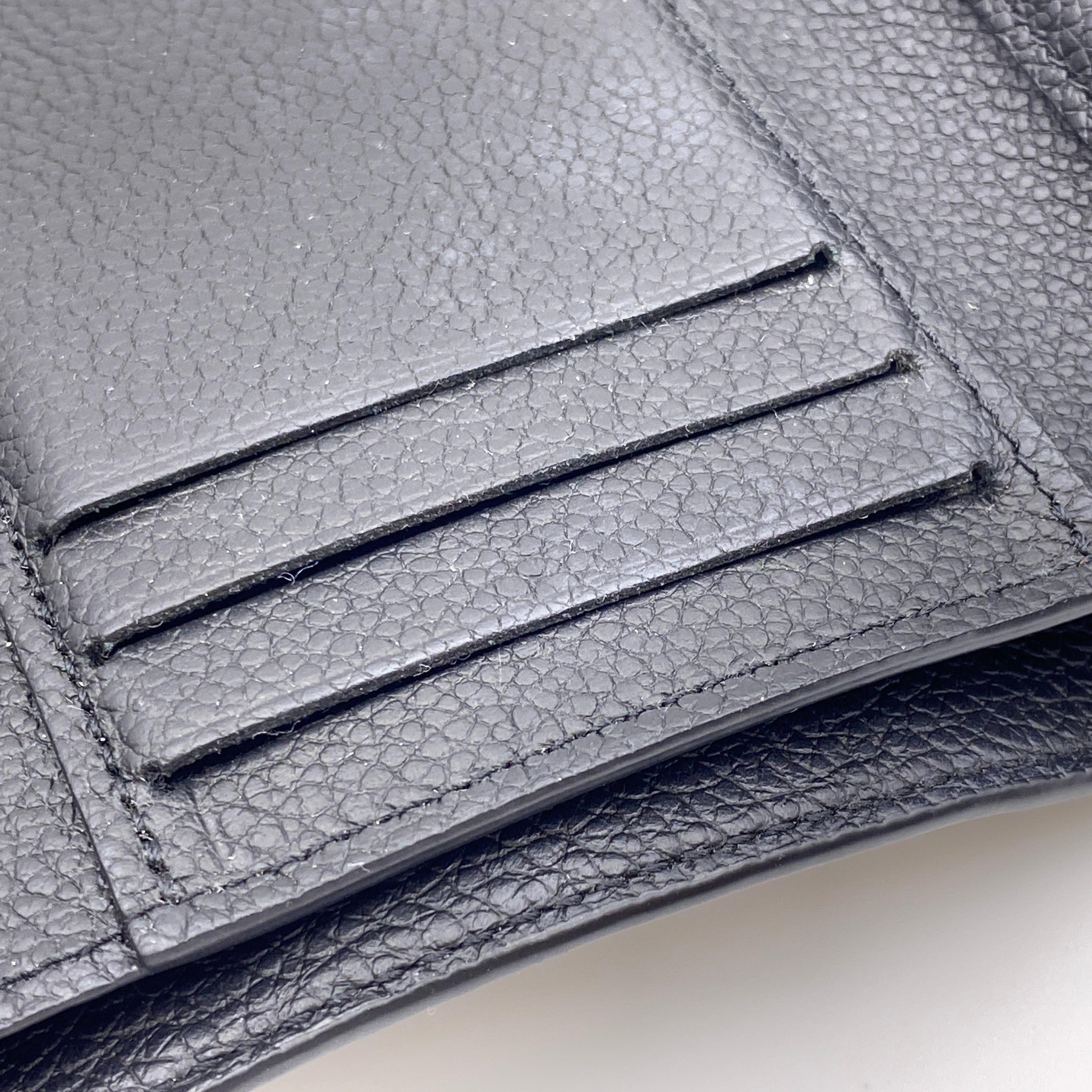 【送料無料】_ LOUIS VUITTON_(ルイヴィトン)_ポルトフォイユ・ヴィクトリーヌ_M64060_中古品