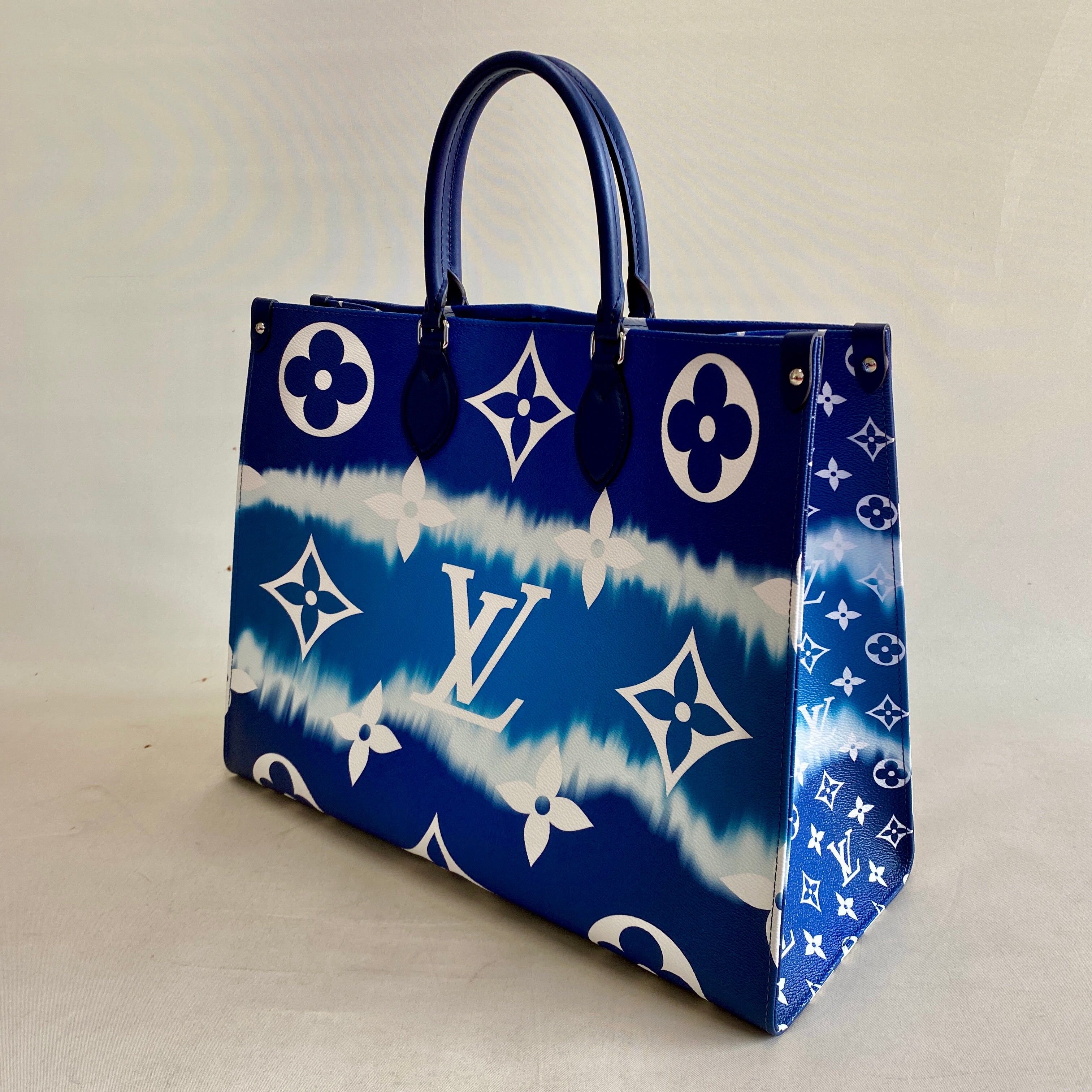 【送料無料】_ LOUIS VUITTON_(ルイヴィトン)_LVエスカル オンザゴー GM _M45120 _中古品