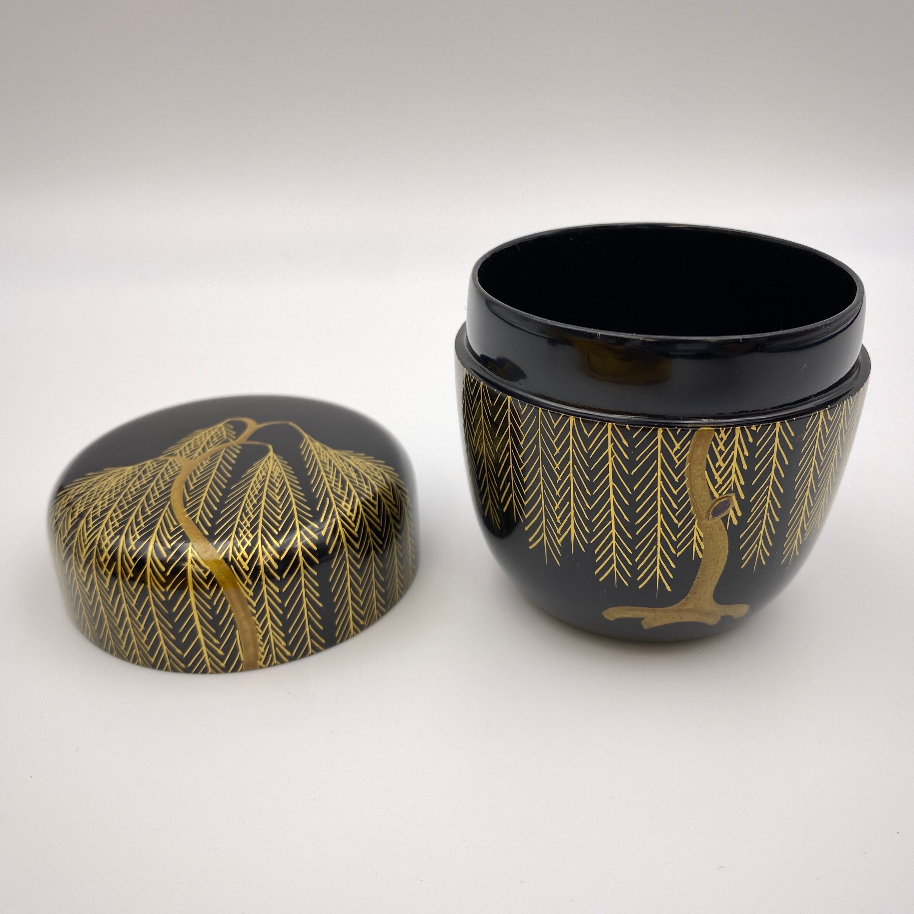 【送料無料】_ 宮田宗景 _なつめ 茶道具 _柳蒔絵 中棗 宗景 _中古品